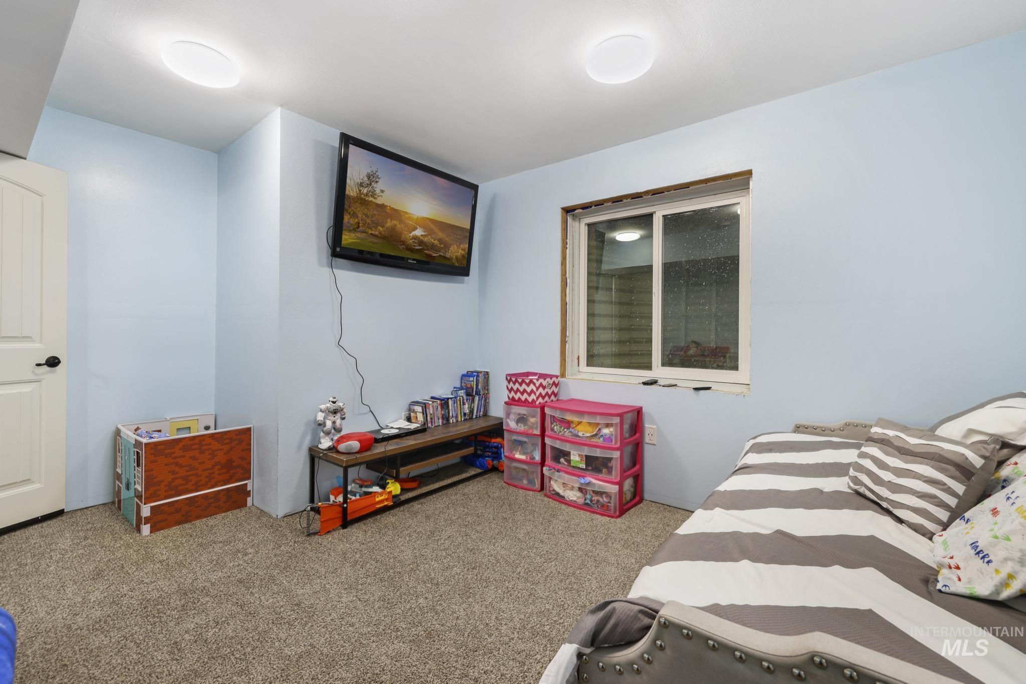 3705 E 3755 N, Kimberly, Idaho 83341, 4 Bedrooms, 2 Bathrooms, Residential For Sale, Price $669,000,MLS 99000958