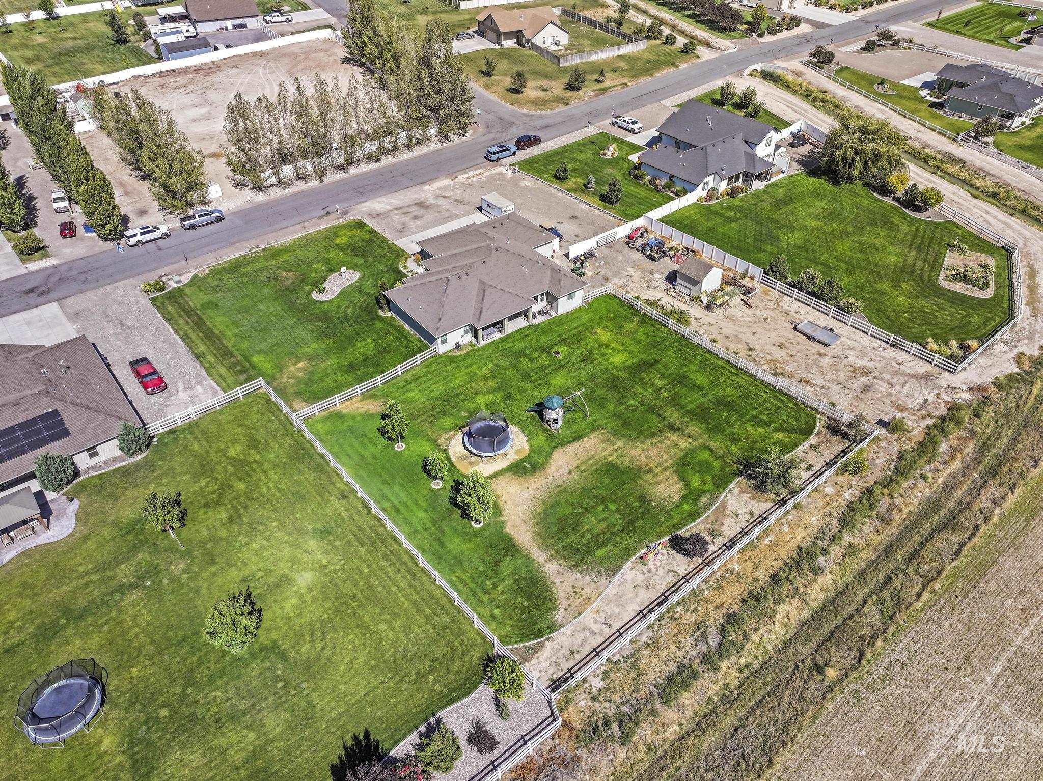 3705 E 3755 N, Kimberly, Idaho 83341, 4 Bedrooms, 2 Bathrooms, Residential For Sale, Price $669,000,MLS 99000958