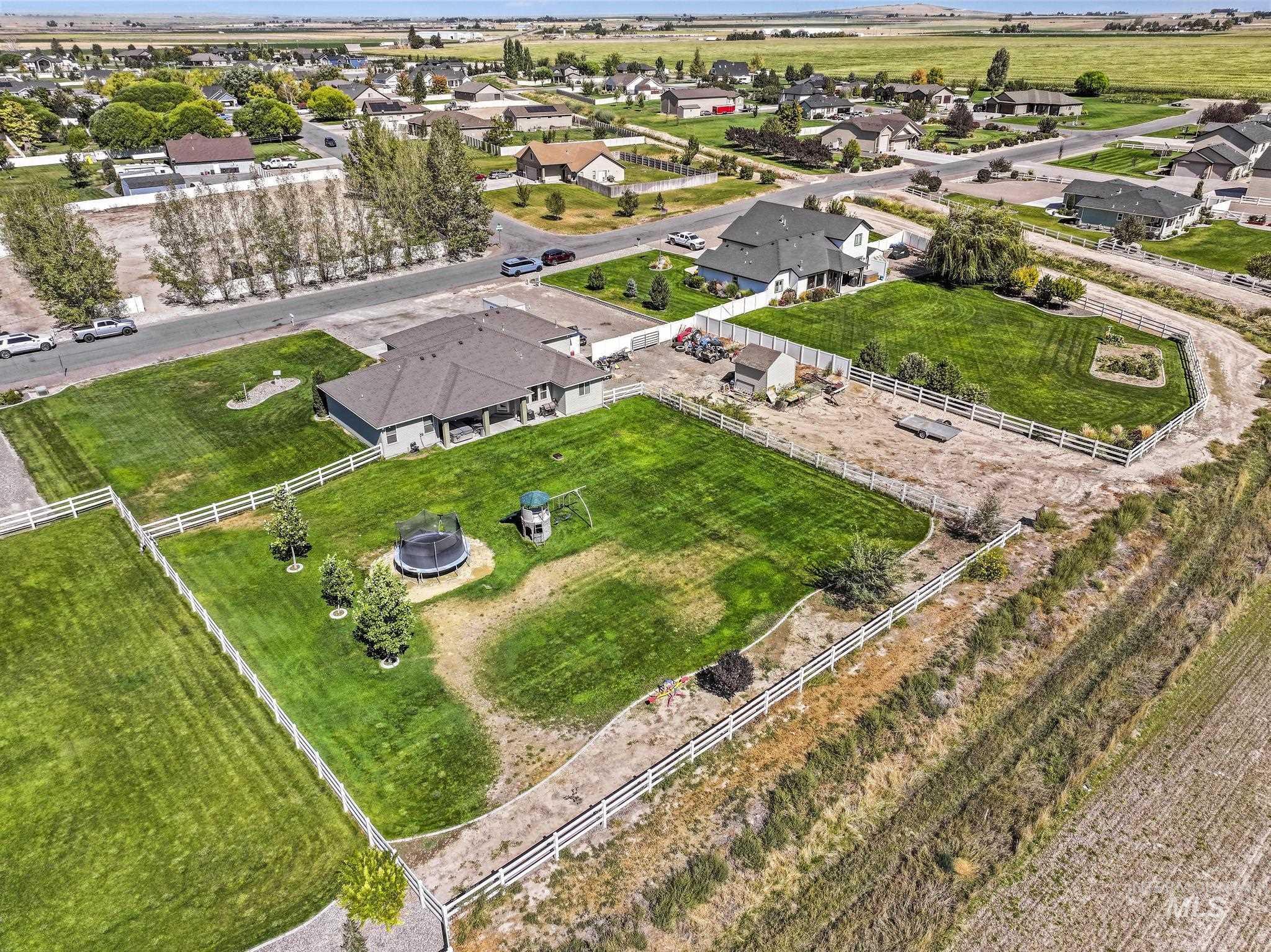 3705 E 3755 N, Kimberly, Idaho 83341, 4 Bedrooms, 2 Bathrooms, Residential For Sale, Price $669,000,MLS 99000958