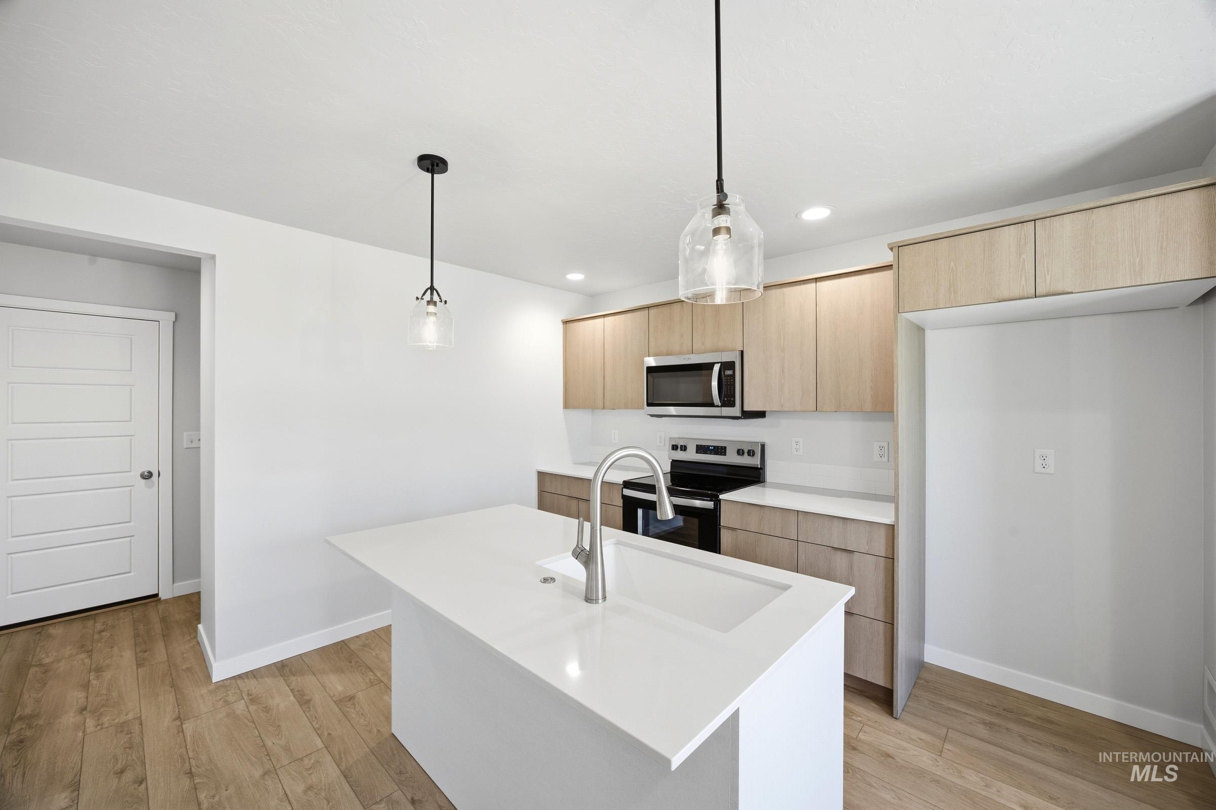 16203 Andes Ave, Caldwell, Idaho 83607, 3 Bedrooms, 2.5 Bathrooms, Residential For Sale, Price $360,990,MLS 99000959