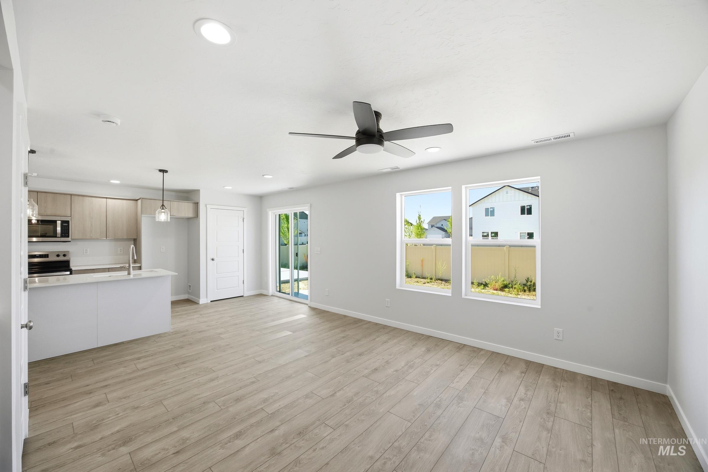16203 Andes Ave, Caldwell, Idaho 83607, 3 Bedrooms, 2.5 Bathrooms, Residential For Sale, Price $360,990,MLS 99000959
