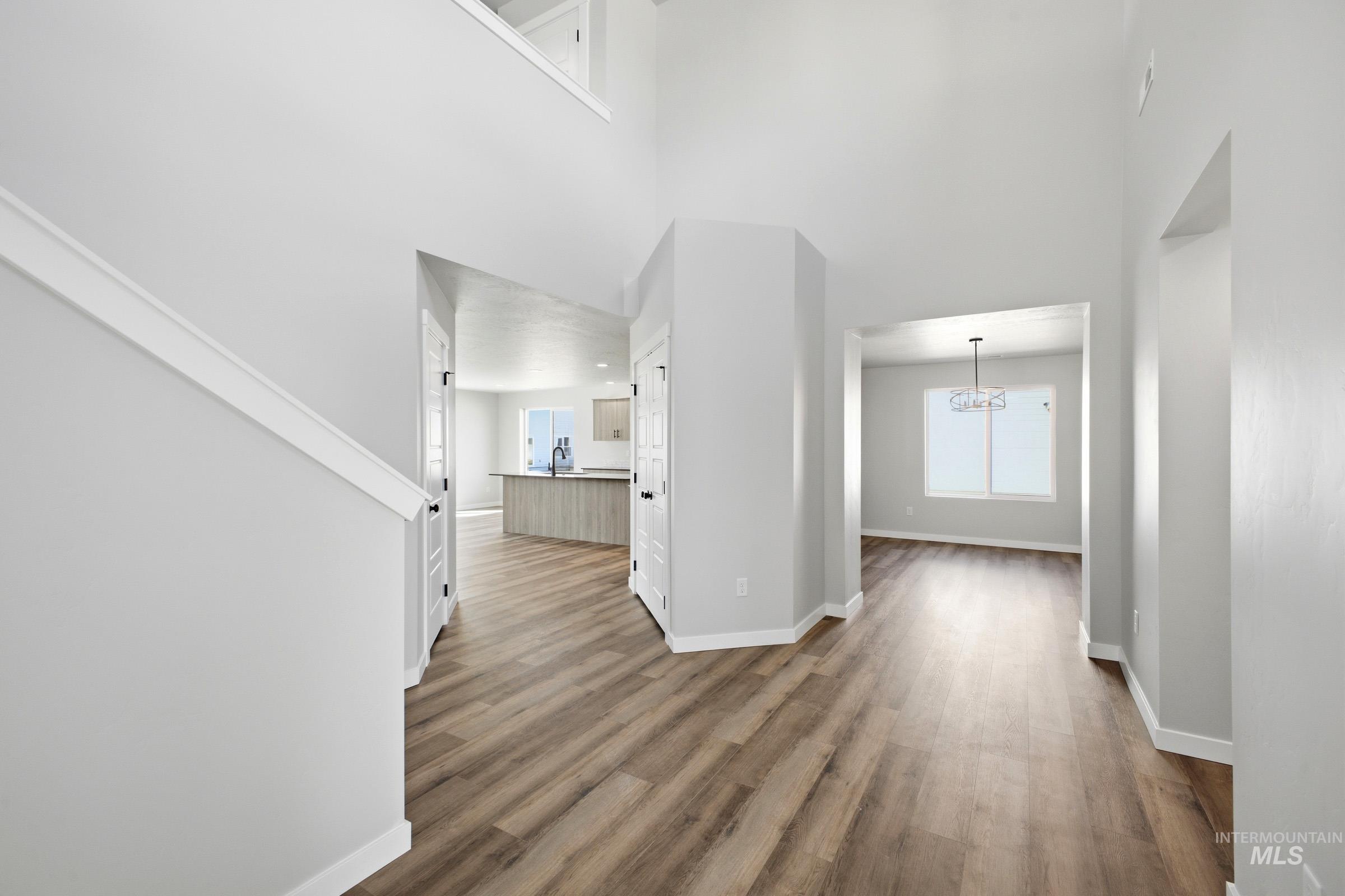 5032 S Bleachfield Ave, Meridian, Idaho 83642, 4 Bedrooms, 3 Bathrooms, Residential For Sale, Price $769,990,MLS 99000964