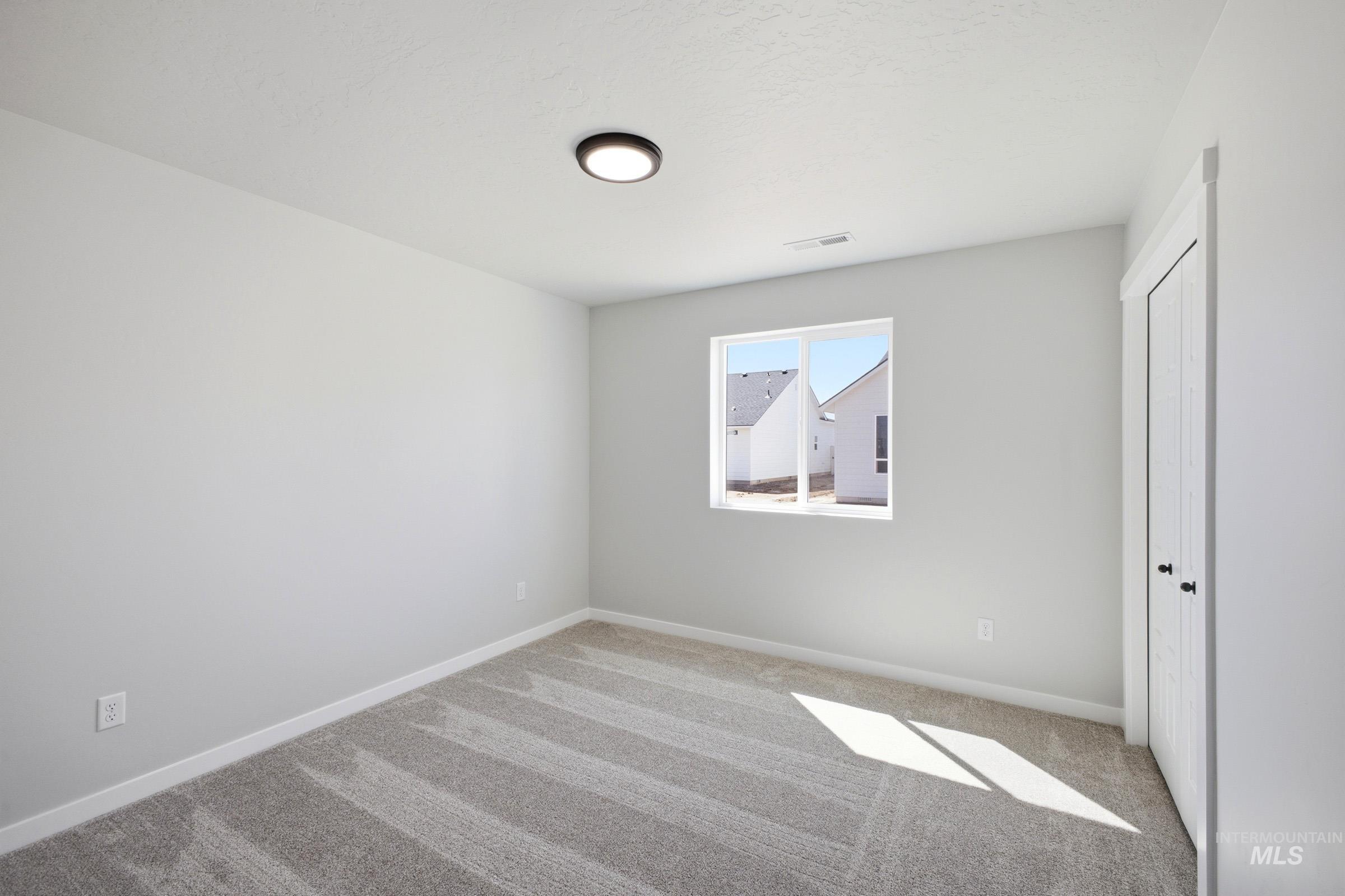 5032 S Bleachfield Ave, Meridian, Idaho 83642, 4 Bedrooms, 3 Bathrooms, Residential For Sale, Price $769,990,MLS 99000964