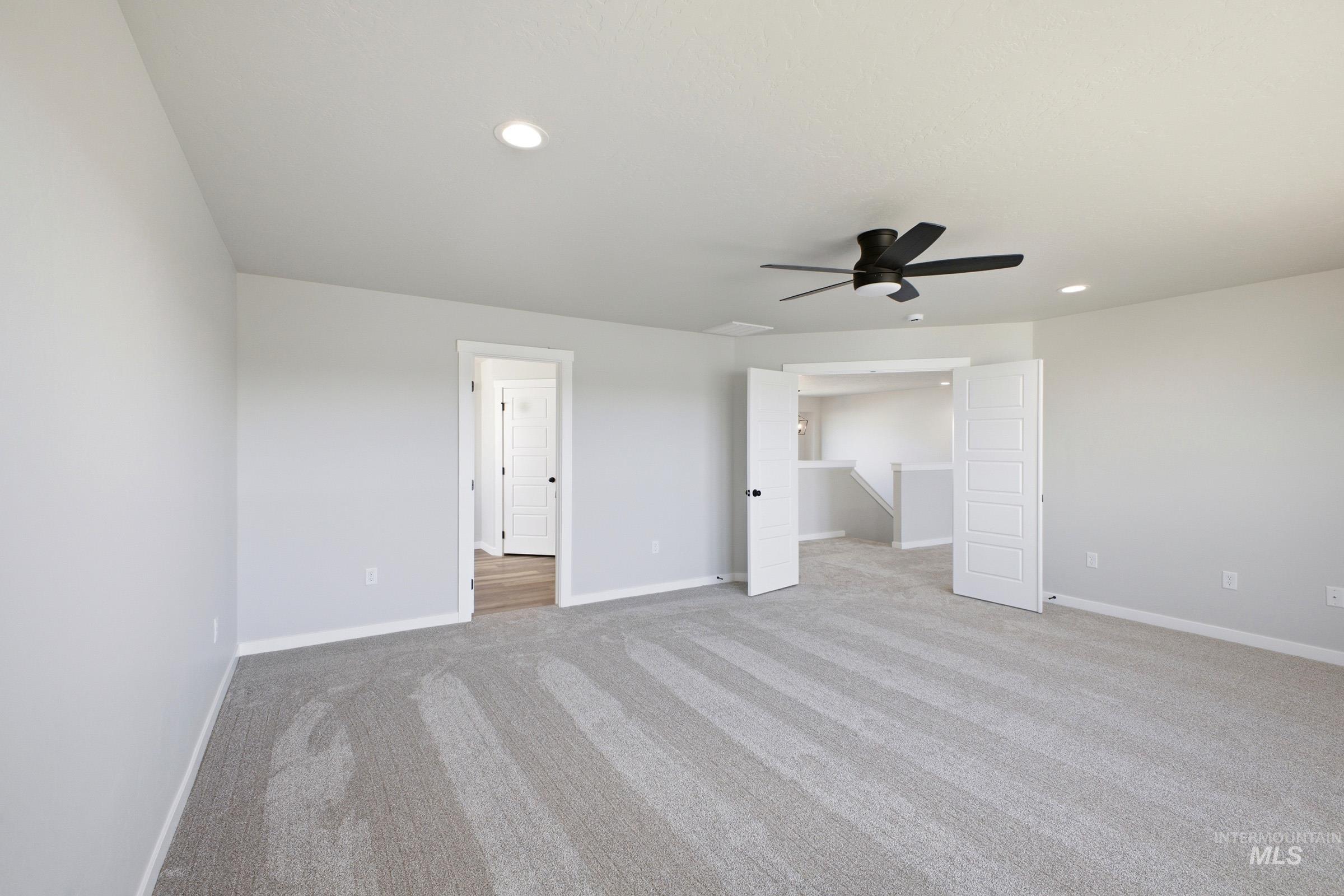 5032 S Bleachfield Ave, Meridian, Idaho 83642, 4 Bedrooms, 3 Bathrooms, Residential For Sale, Price $769,990,MLS 99000964