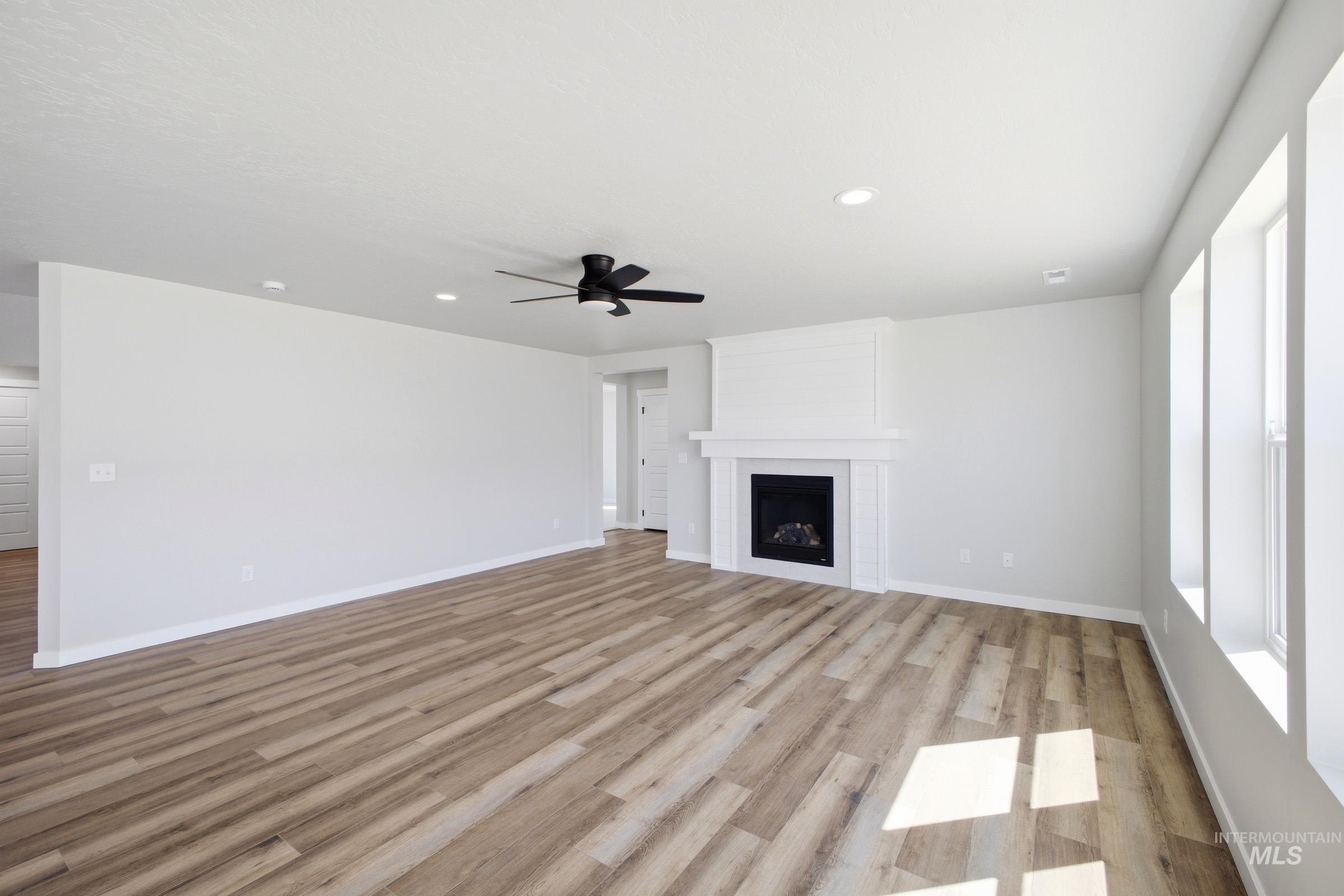 5032 S Bleachfield Ave, Meridian, Idaho 83642, 4 Bedrooms, 3 Bathrooms, Residential For Sale, Price $769,990,MLS 99000964