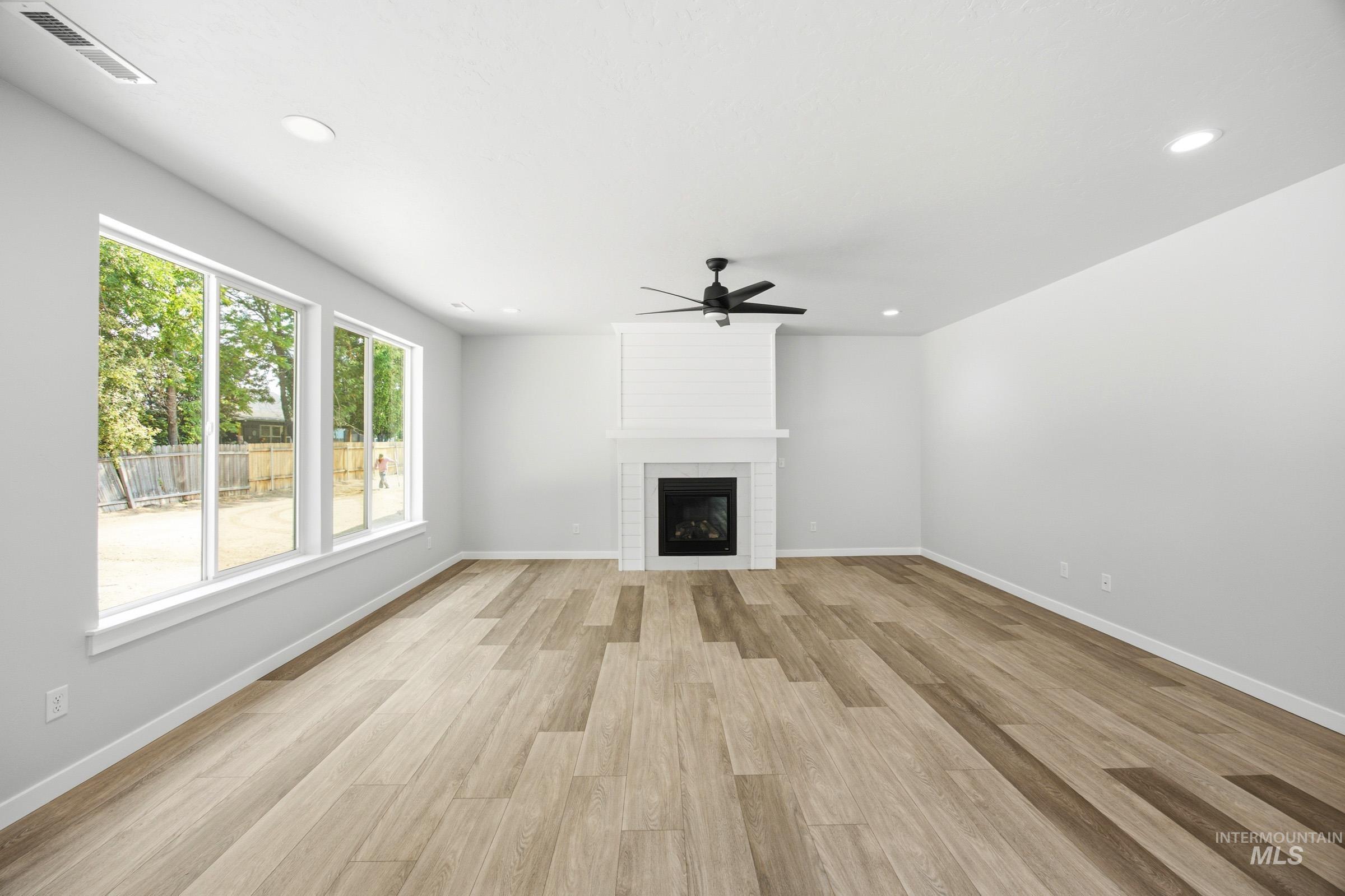 5188 S Bleachfield Ave, Meridian, Idaho 83642, 5 Bedrooms, 4.5 Bathrooms, Residential For Sale, Price $834,990,MLS 99000968