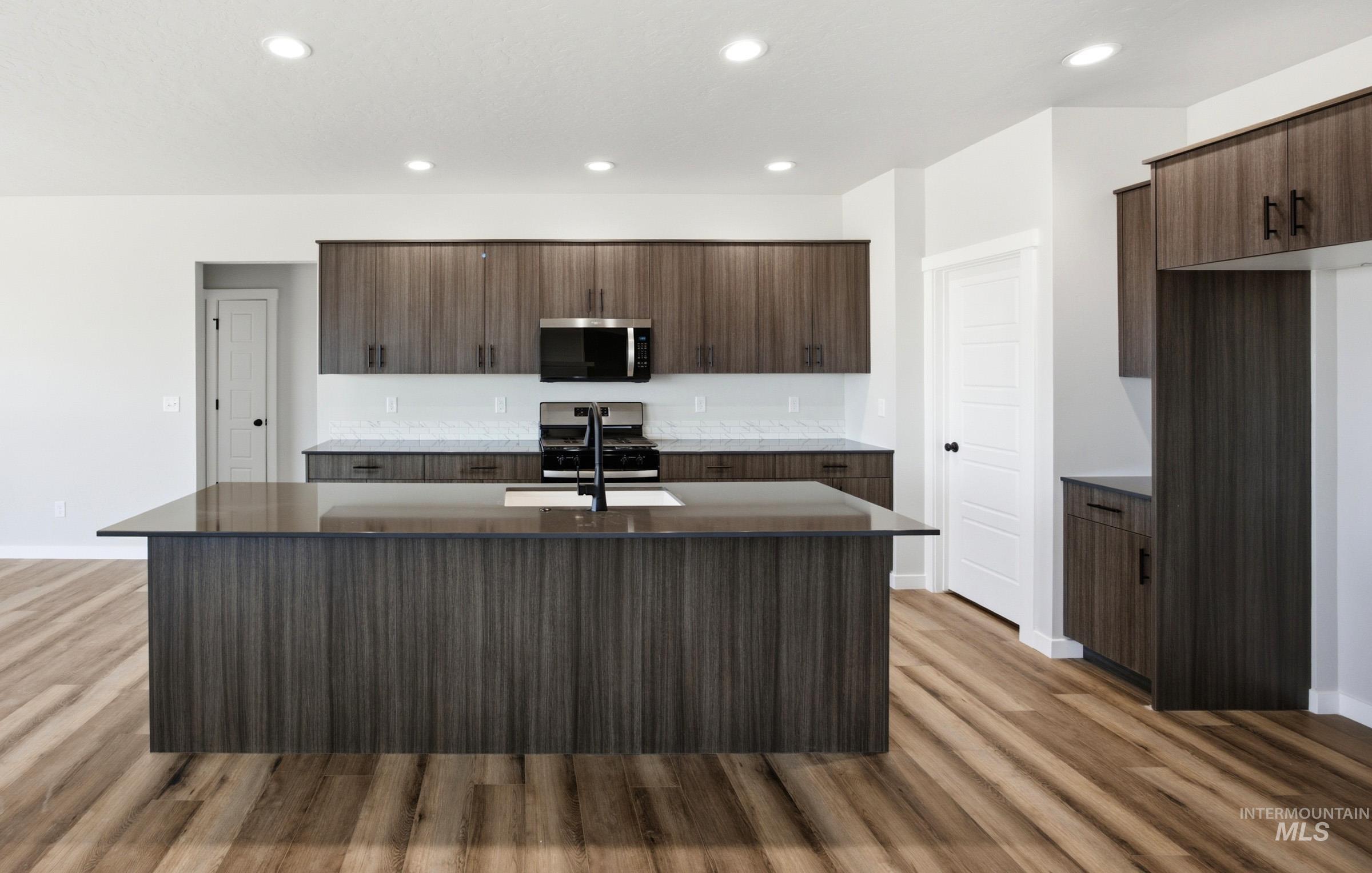 4344 E Rincon Dr, Meridian, Idaho 83642, 3 Bedrooms, 2 Bathrooms, Residential For Sale, Price $664,990,MLS 99000970