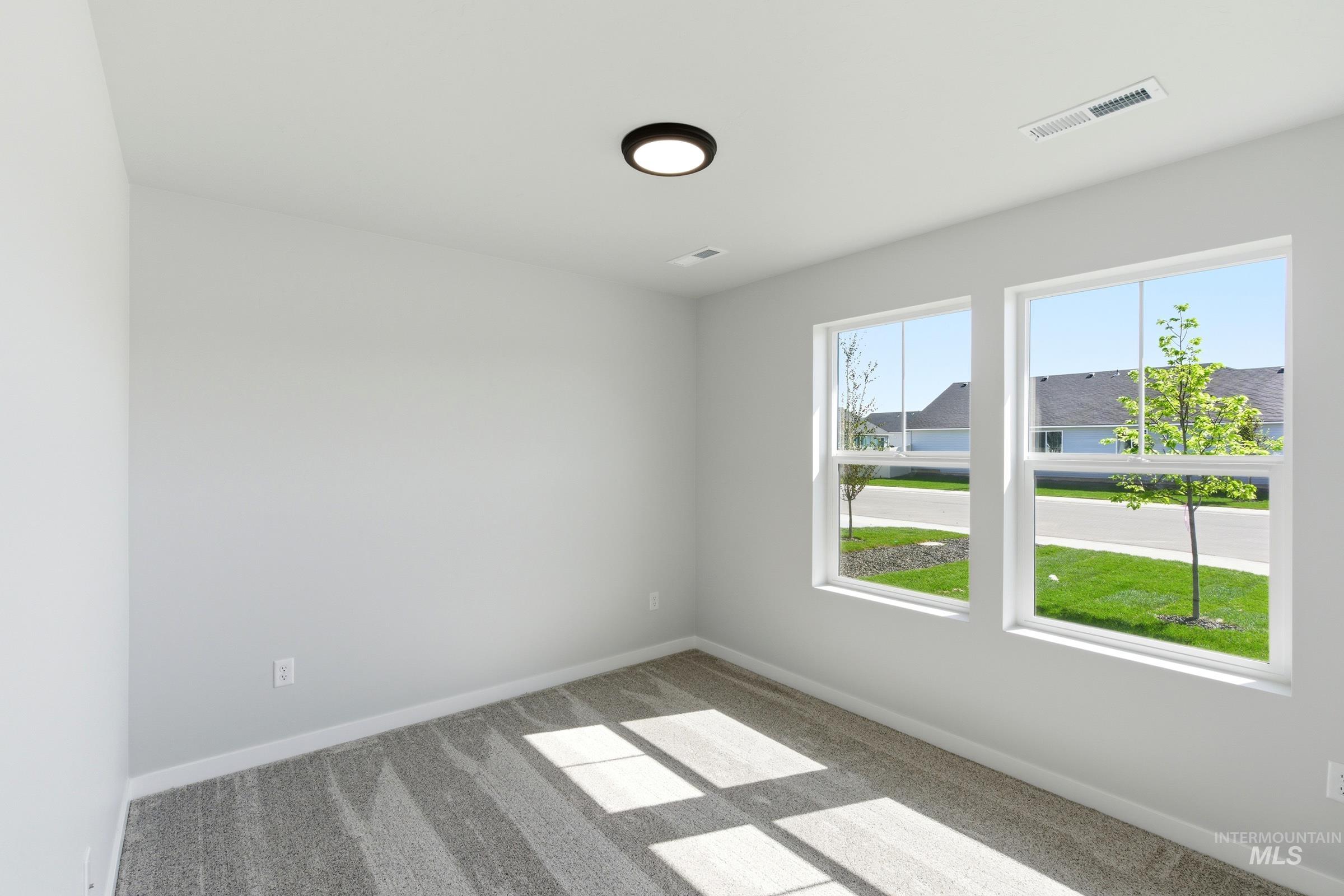 2435 W Red Jasper Dr, Kuna, Idaho 83634, 3 Bedrooms, 2 Bathrooms, Residential For Sale, Price $424,990,MLS 99000973