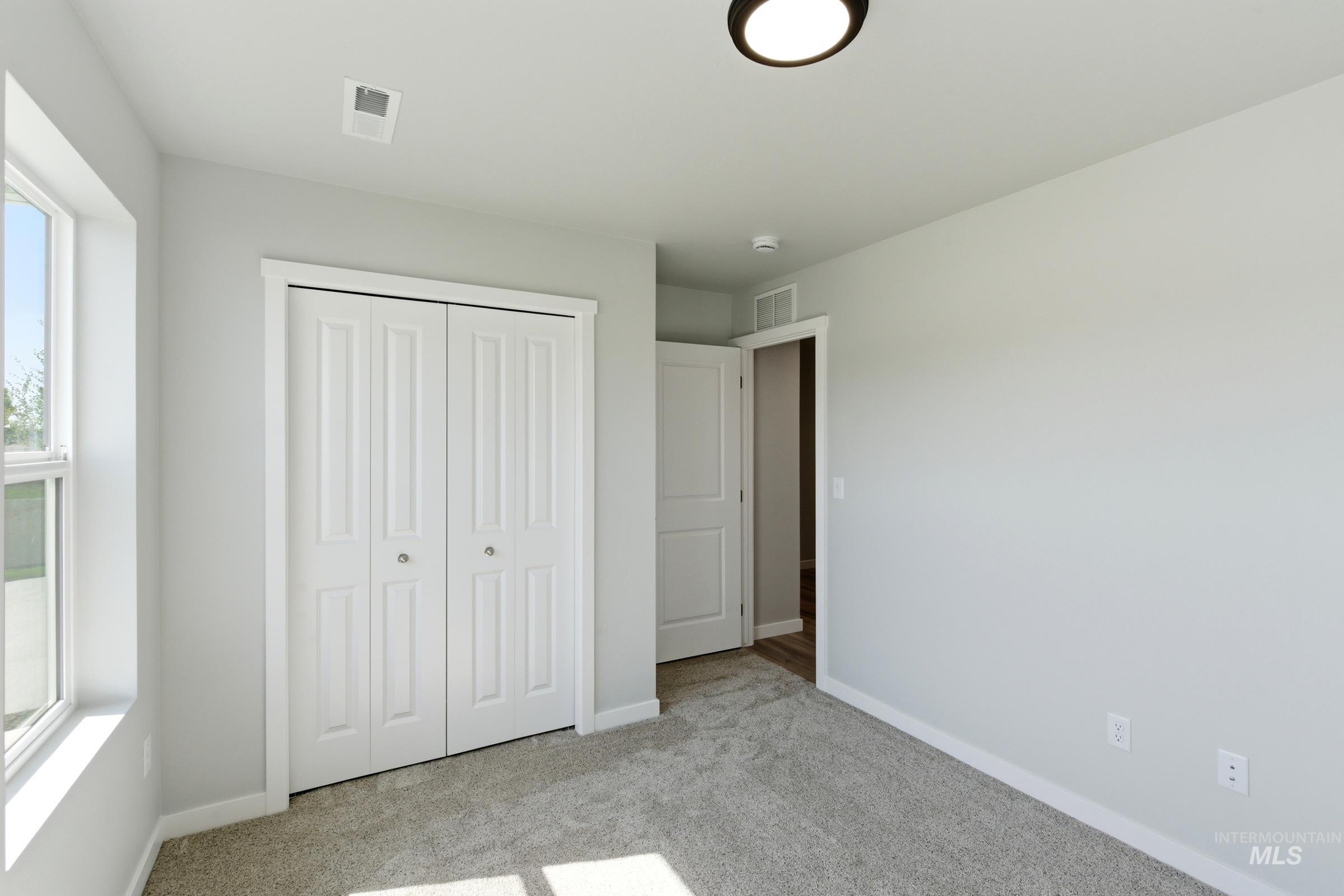 2435 W Red Jasper Dr, Kuna, Idaho 83634, 3 Bedrooms, 2 Bathrooms, Residential For Sale, Price $424,990,MLS 99000973