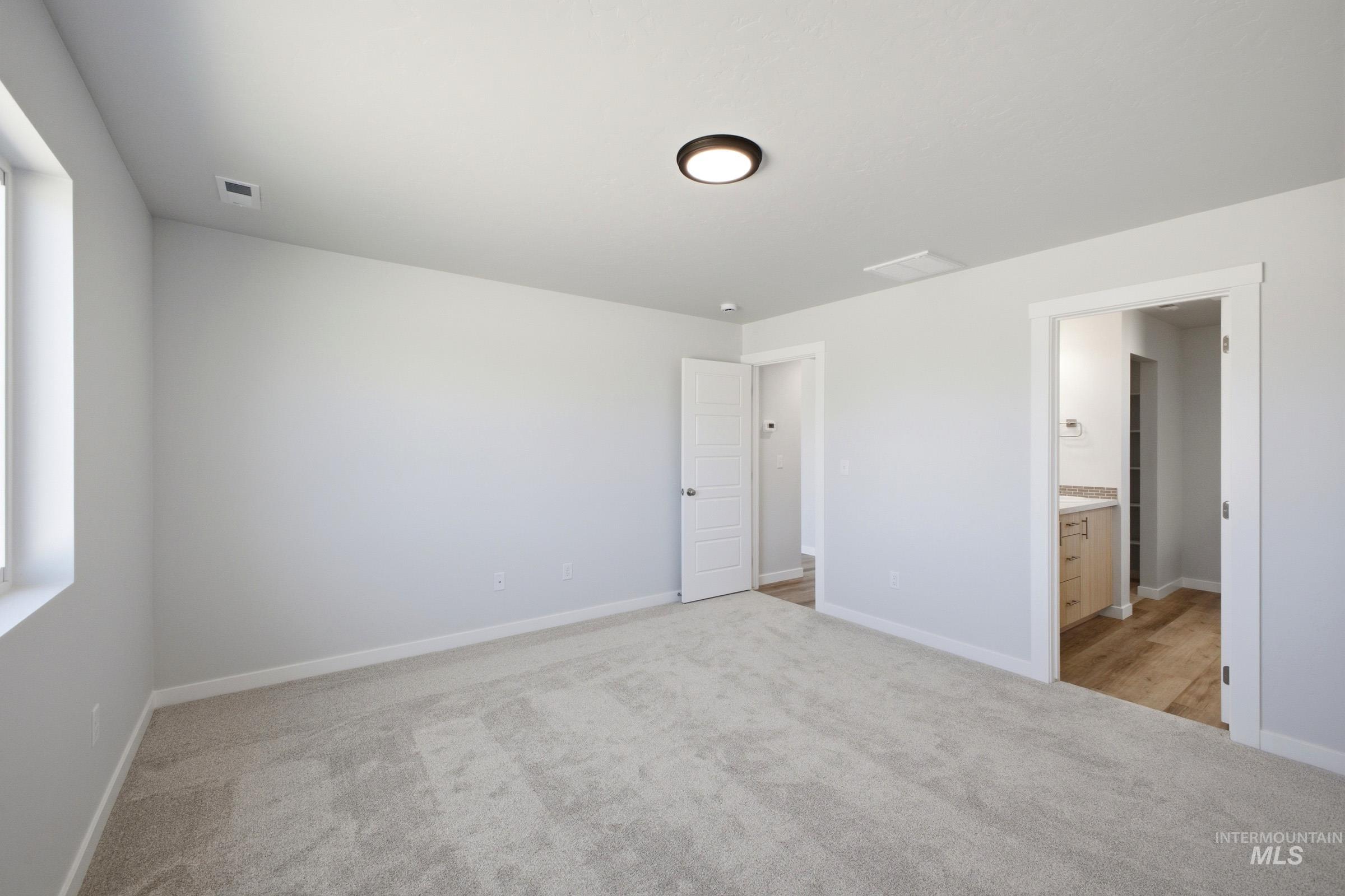 2520 W Tar Sands Dr, Kuna, Idaho 83634, 3 Bedrooms, 2 Bathrooms, Residential For Sale, Price $437,990,MLS 99000977