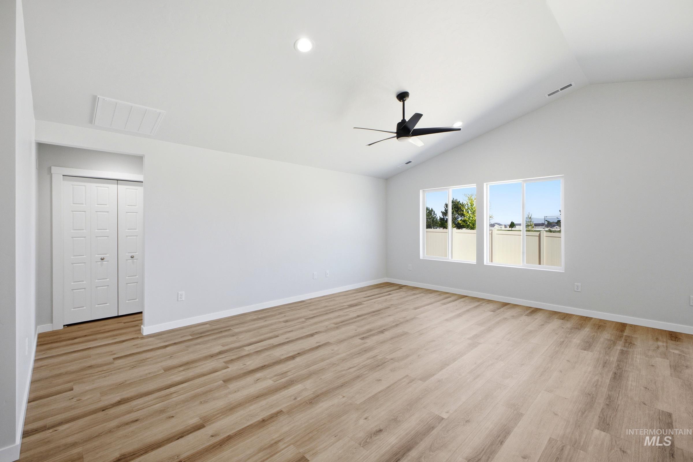 2520 W Tar Sands Dr, Kuna, Idaho 83634, 3 Bedrooms, 2 Bathrooms, Residential For Sale, Price $437,990,MLS 99000977