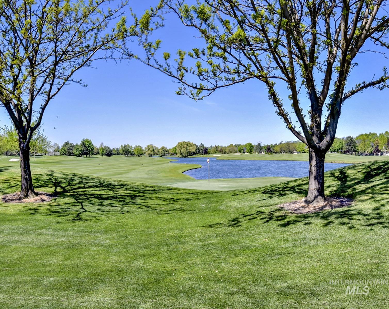 1354 W Overlake Ct, Eagle, Idaho 83616, 5 Bedrooms, 3 Bathrooms, Residential For Sale, Price $975,000, 99000979