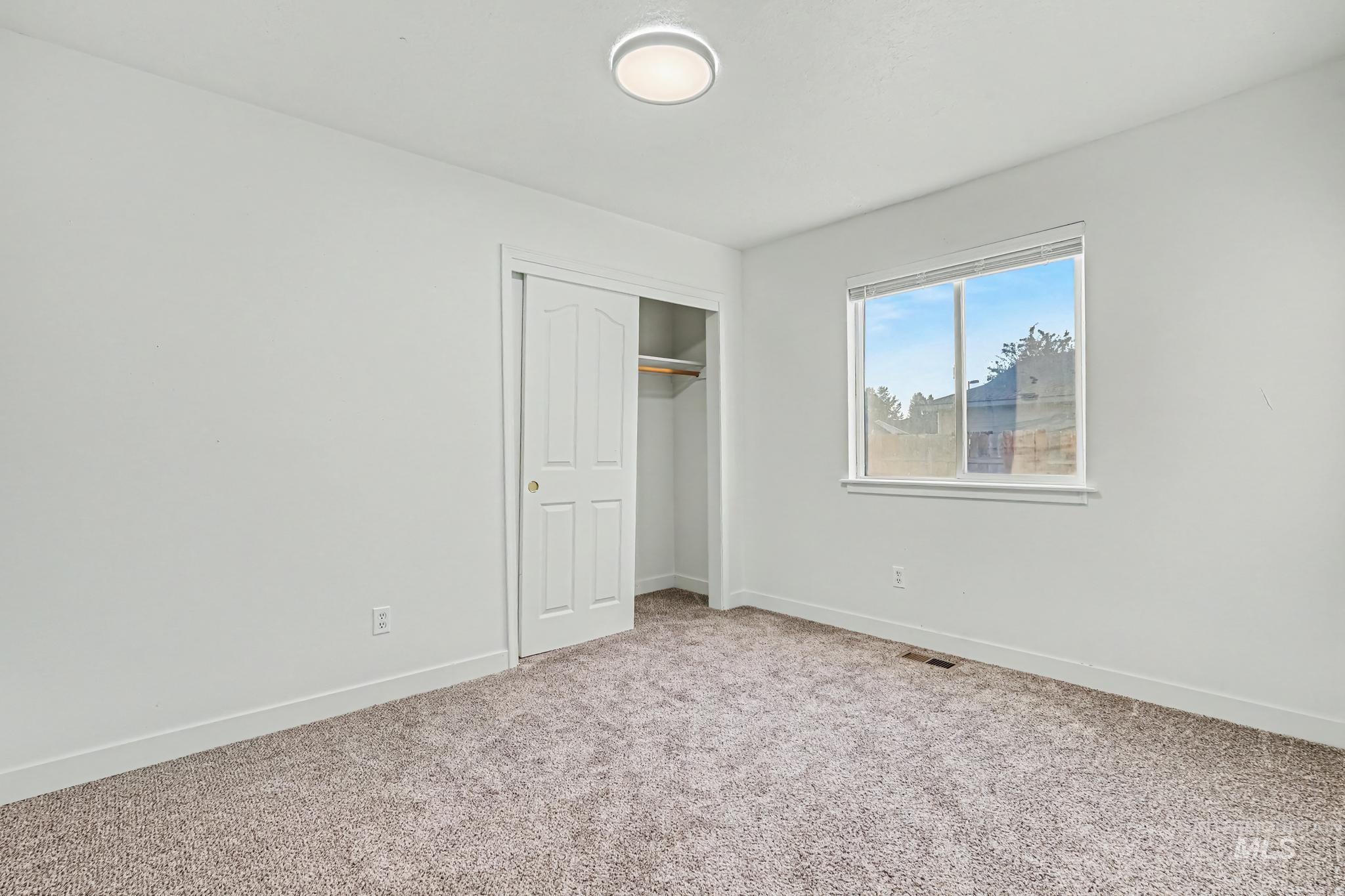 1322 N El Camino Ave, Kuna, Idaho 83634, 4 Bedrooms, 2 Bathrooms, Residential For Sale, Price $387,500,MLS 99000981