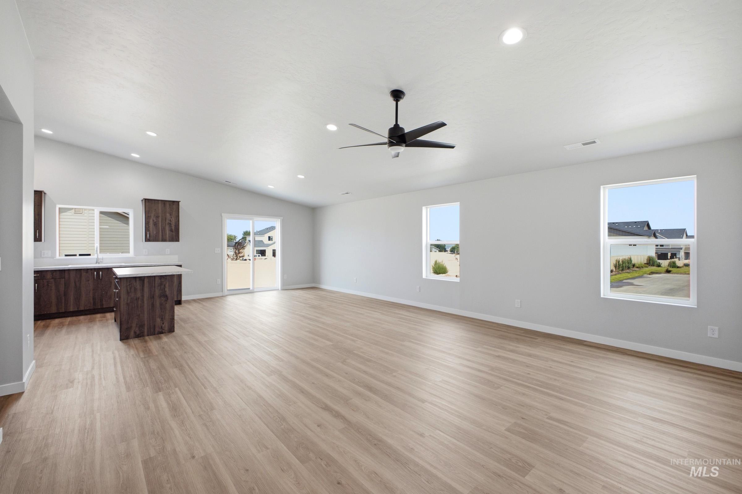 185 N Tideberry Ave, Kuna, Idaho 83634, 4 Bedrooms, 2 Bathrooms, Residential For Sale, Price $444,990,MLS 99000982