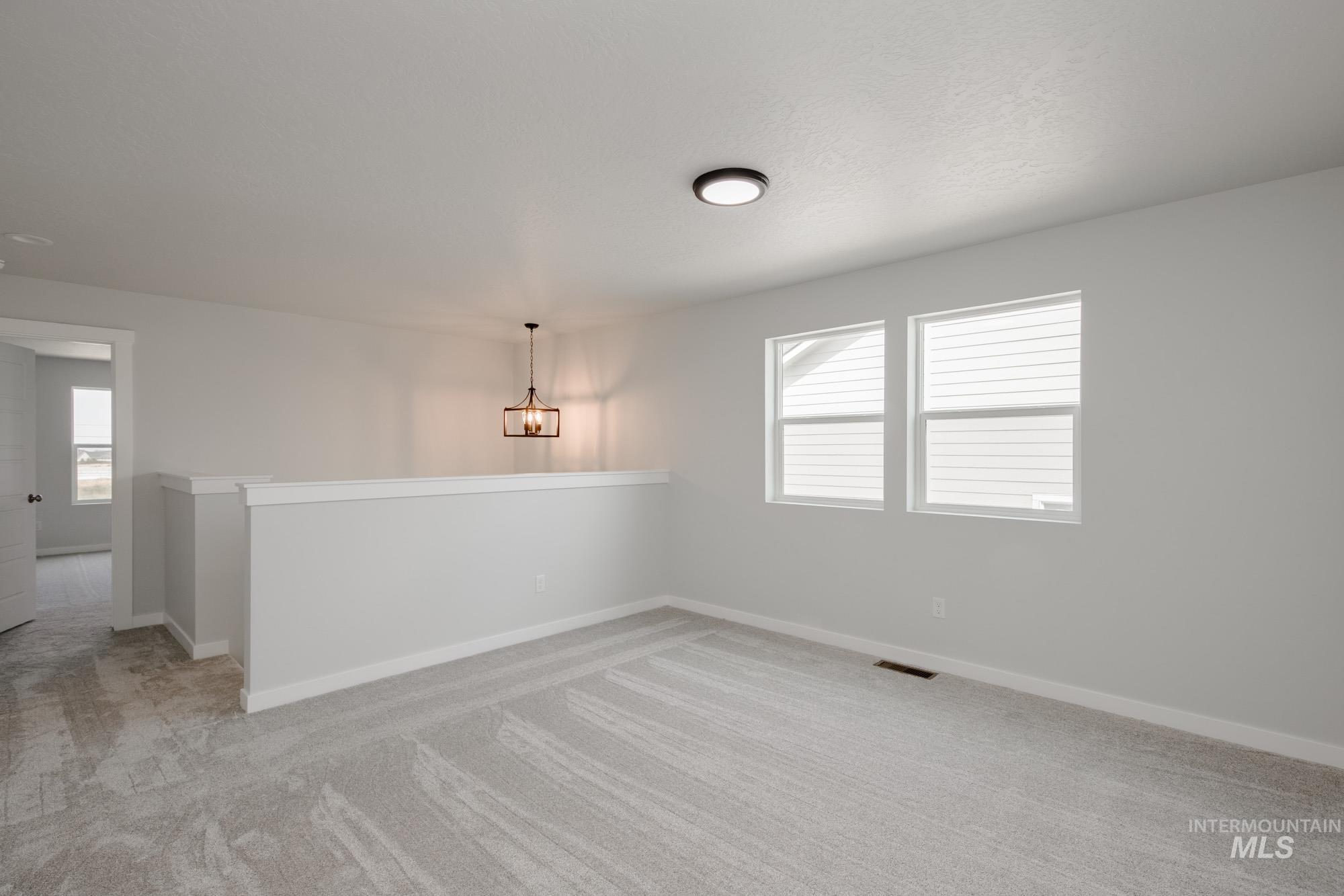 1268 N Coltsfoot Ave, Kuna, Idaho 83634, 5 Bedrooms, 2.5 Bathrooms, Residential For Sale, Price $499,990,MLS 99000984