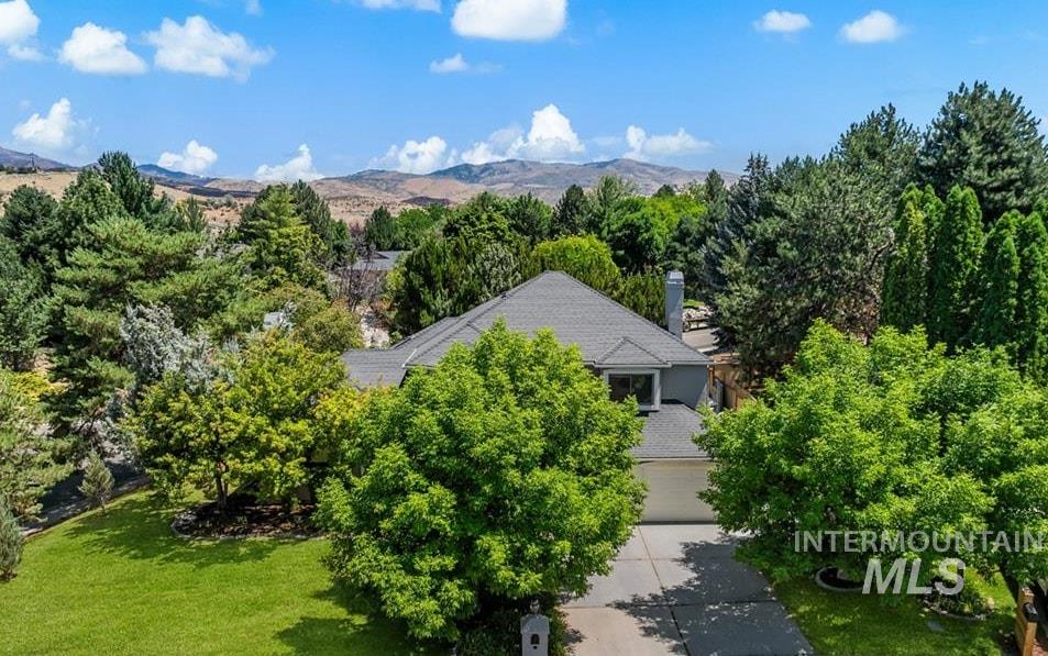 1865 E Sendero Ln, Boise, Idaho 83712, 5 Bedrooms, 3 Bathrooms, Residential For Sale, Price $950,000, 99000987