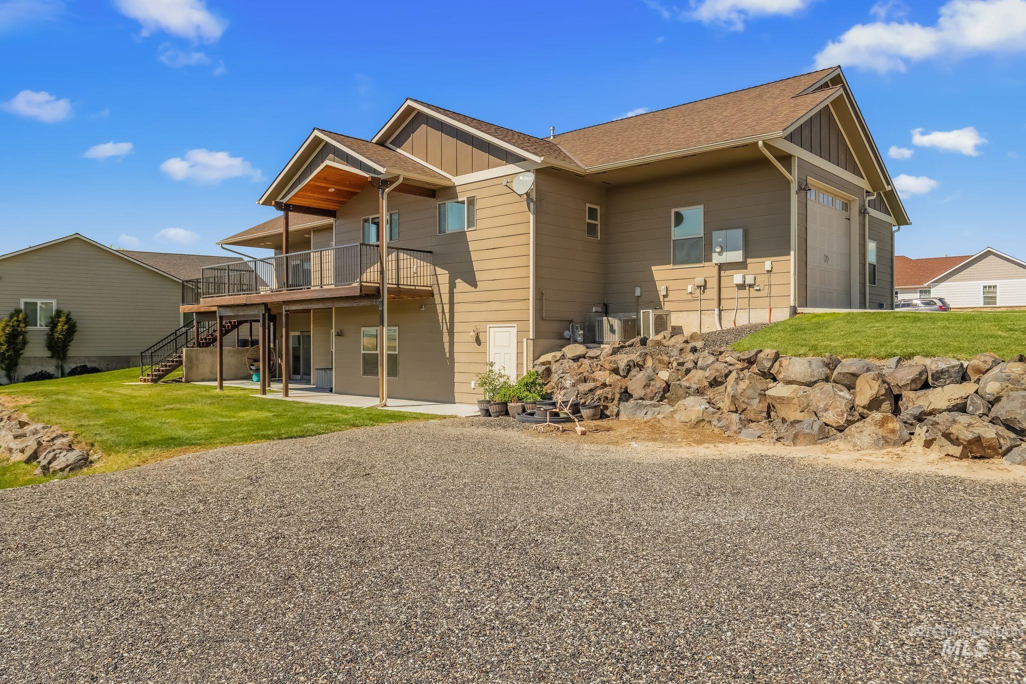 2501 Westridge, Clarkston, Washington 99403, 4 Bedrooms, 3 Bathrooms, Residential For Sale, Price $910,000,MLS 99000990