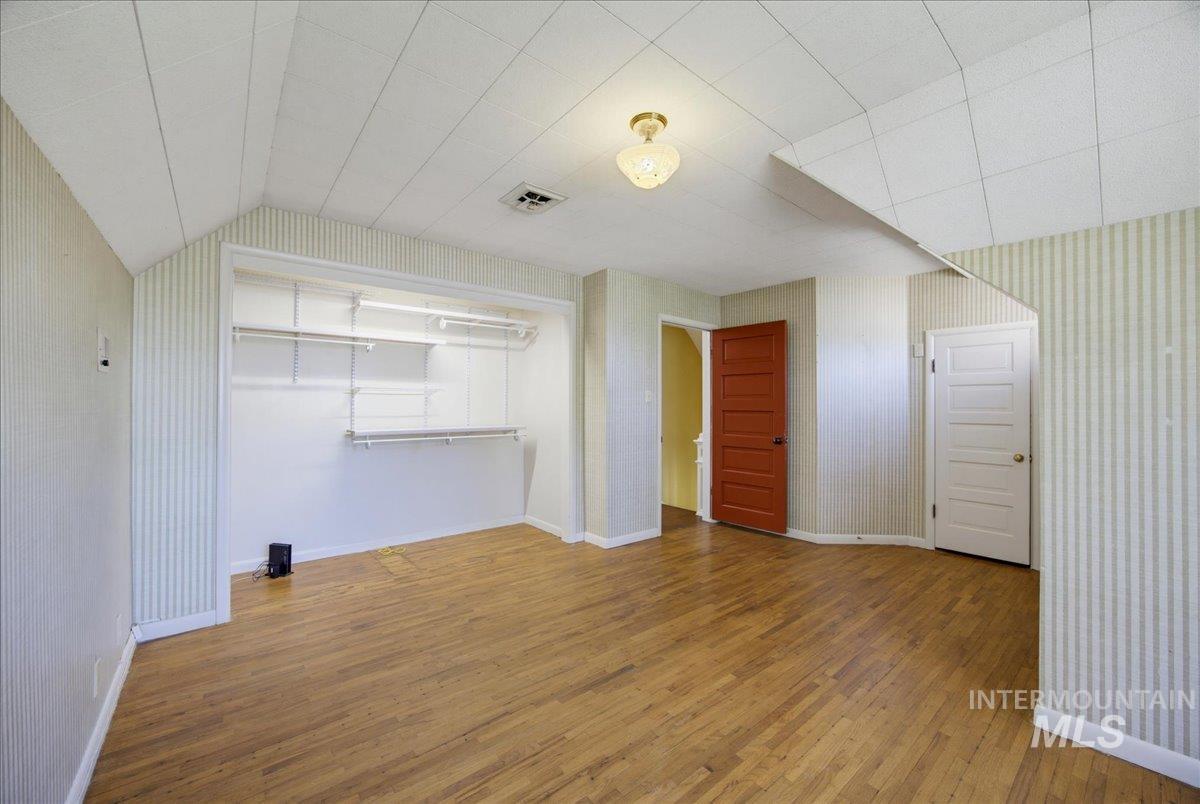 1803 S 10th Ave, Caldwell, Idaho 83605, 3 Bedrooms, 2 Bathrooms, Residential For Sale, Price $579,900,MLS 99000993