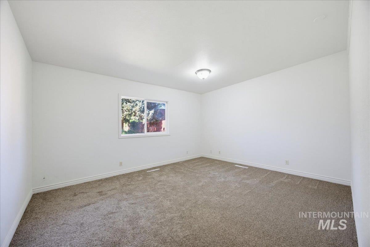 1803 S 10th Ave, Caldwell, Idaho 83605, 3 Bedrooms, 2 Bathrooms, Residential For Sale, Price $579,900,MLS 99000993