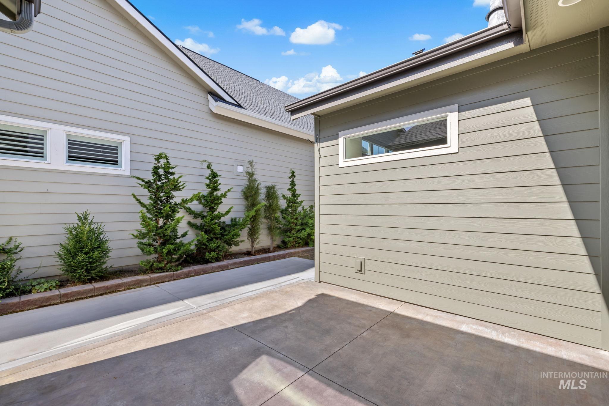 11672 N 23rd Ave, Boise, Idaho 83714, 3 Bedrooms, 2.5 Bathrooms, Residential For Sale, Price $670,000,MLS 99000994