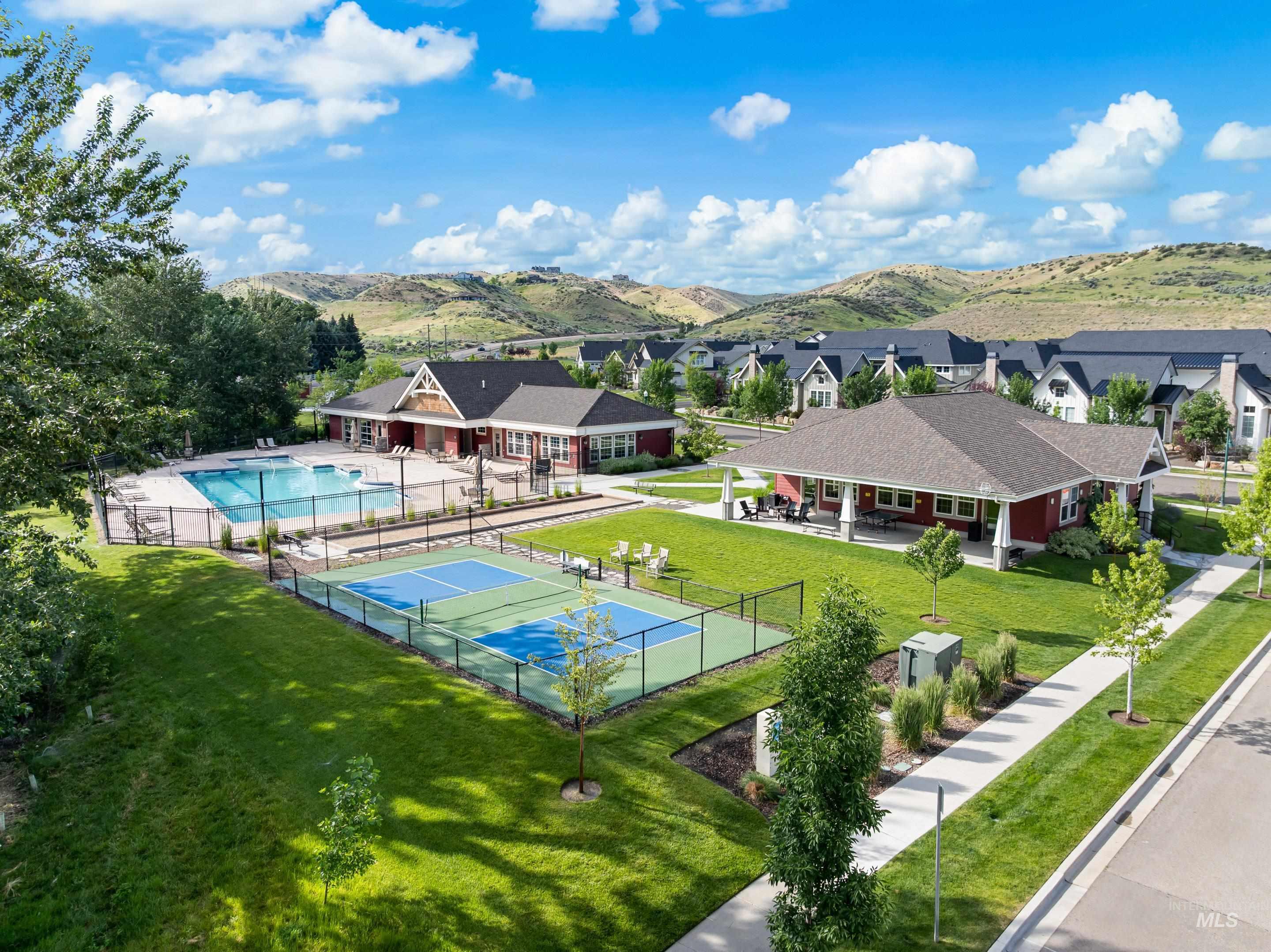 11672 N 23rd Ave, Boise, Idaho 83714, 3 Bedrooms, 2.5 Bathrooms, Residential For Sale, Price $670,000,MLS 99000994