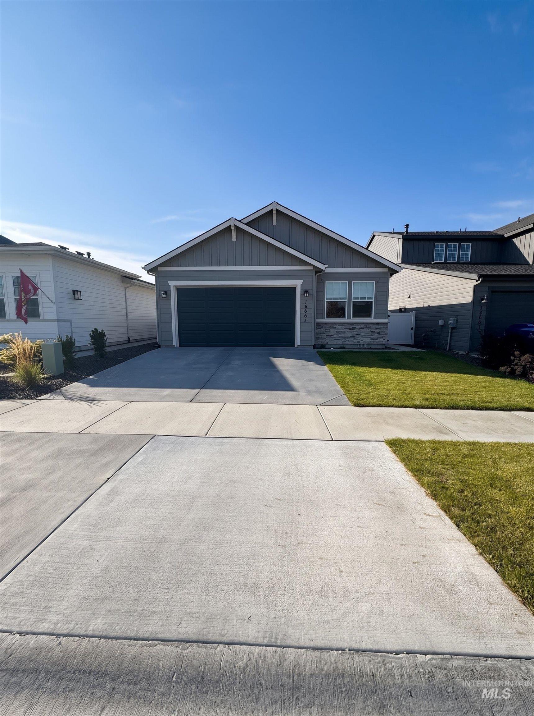 14661 Wing Spread Dr, Caldwell, Idaho 83607, 3 Bedrooms, 2 Bathrooms, Residential For Sale, Price $355,000,MLS 99000997