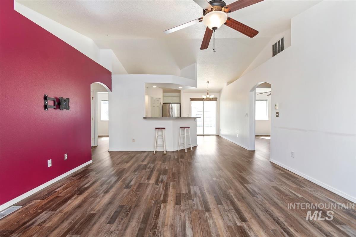 11927 Colonial, Caldwell, Idaho 83605, 3 Bedrooms, 2 Bathrooms, Residential For Sale, Price $349,900,MLS 99000998