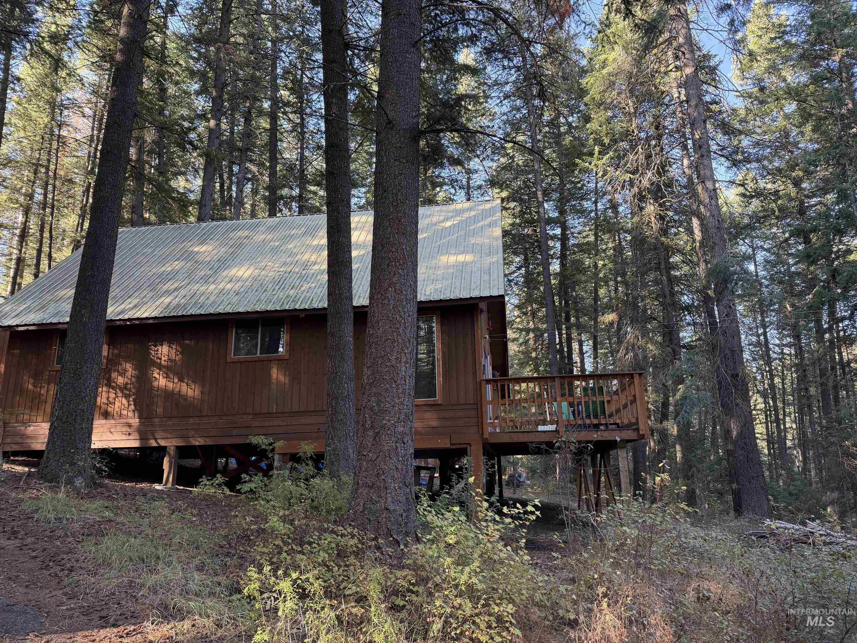 845 Edgehill Drive, Anatone, Washington 99401, 3 Bedrooms, 1 Bathroom, Residential For Sale, Price $250,000,MLS 99001000