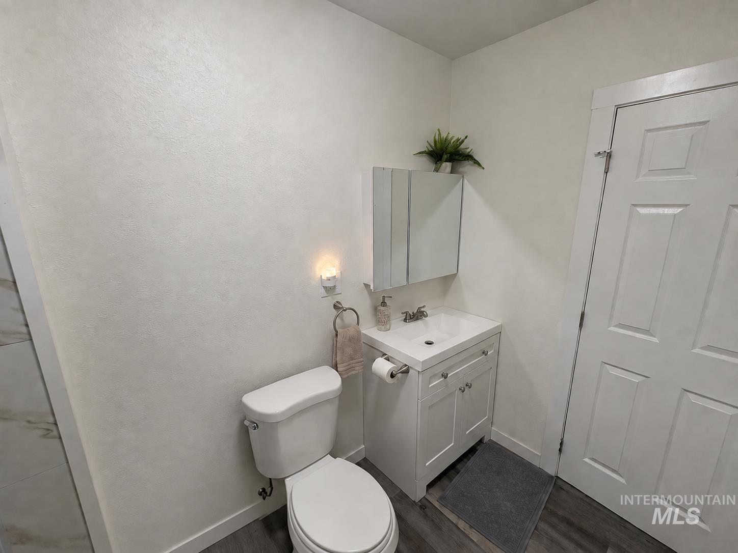 116 22nd Ave S, Nampa, Idaho 83651, 2 Bedrooms, 1 Bathroom, Residential Income For Sale, Price $405,000, 99001008