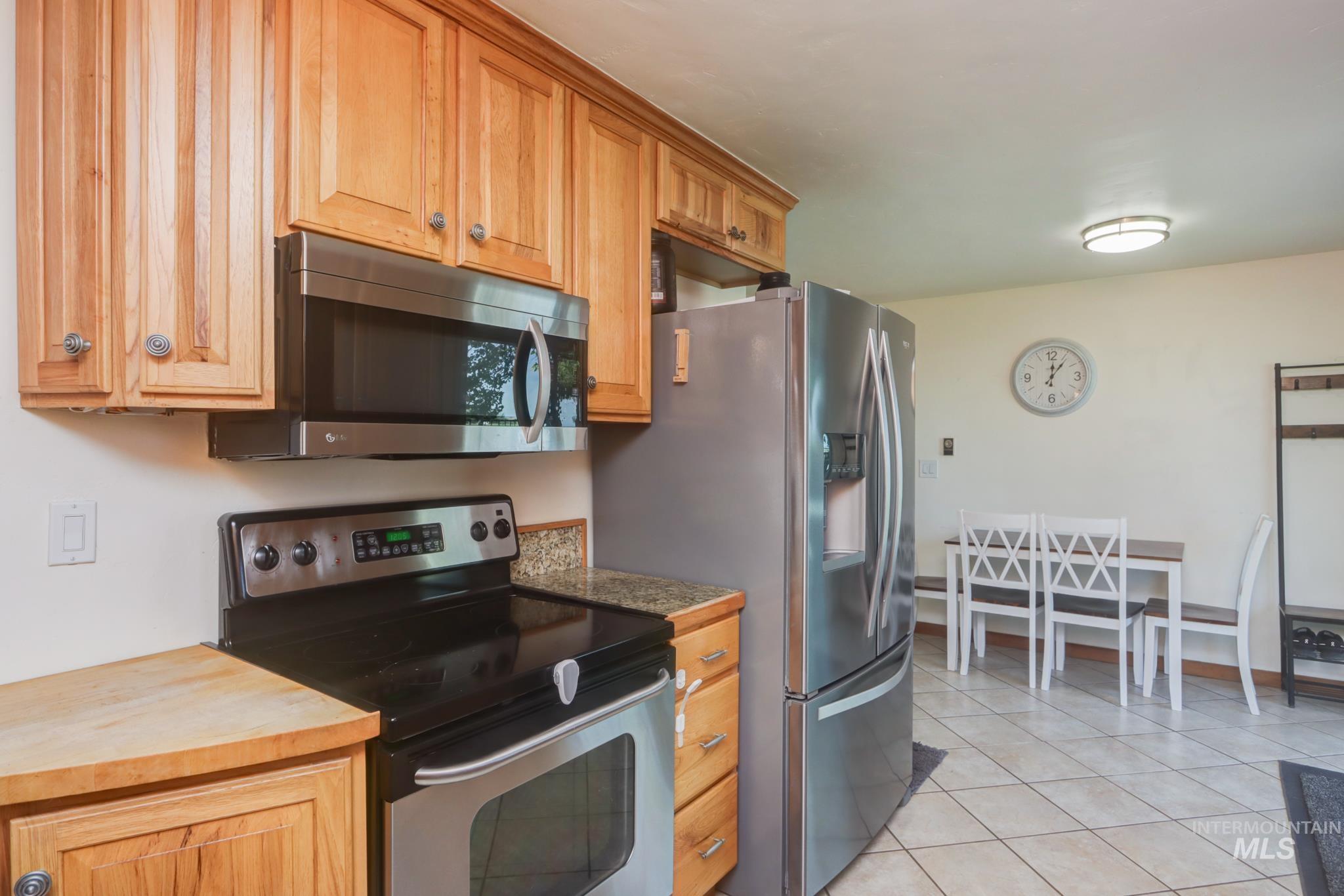26519 Powers Road, Parma, Idaho 83669, 3 Bedrooms, 2 Bathrooms, Residential For Sale, Price $800,000,MLS 99001011