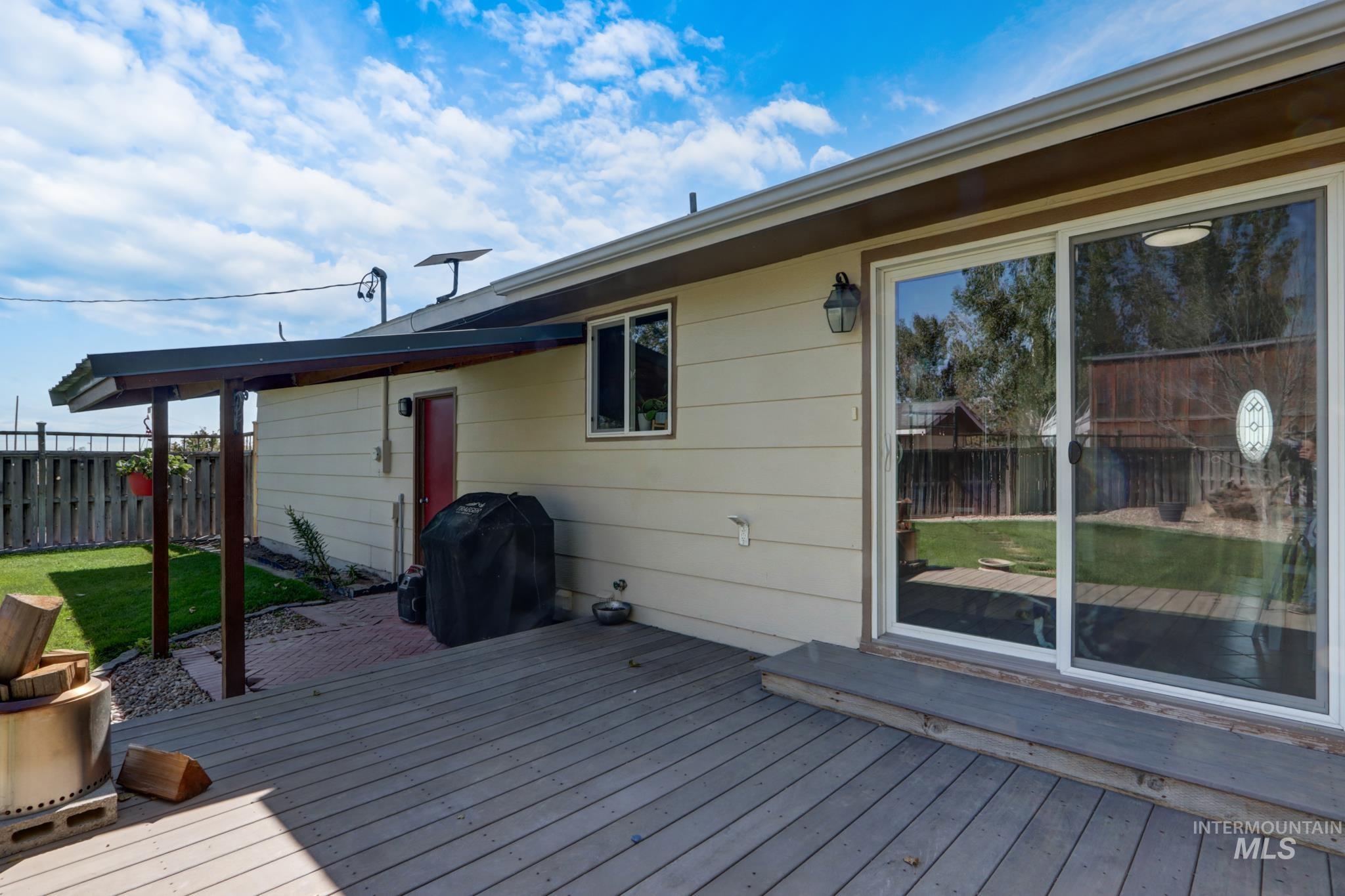 26519 Powers Road, Parma, Idaho 83669, 3 Bedrooms, 2 Bathrooms, Residential For Sale, Price $800,000,MLS 99001011