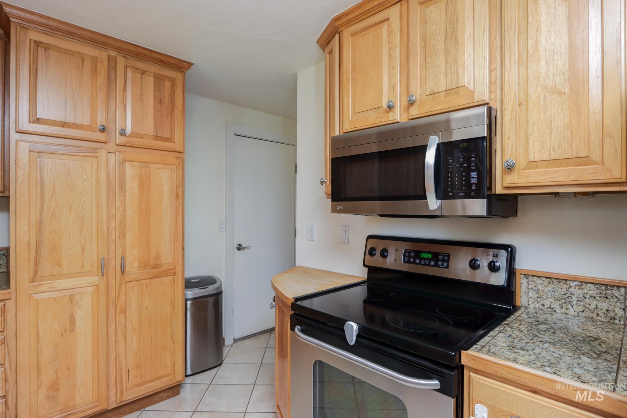 26519 Powers Road, Parma, Idaho 83669, 3 Bedrooms, 2 Bathrooms, Residential For Sale, Price $800,000,MLS 99001011