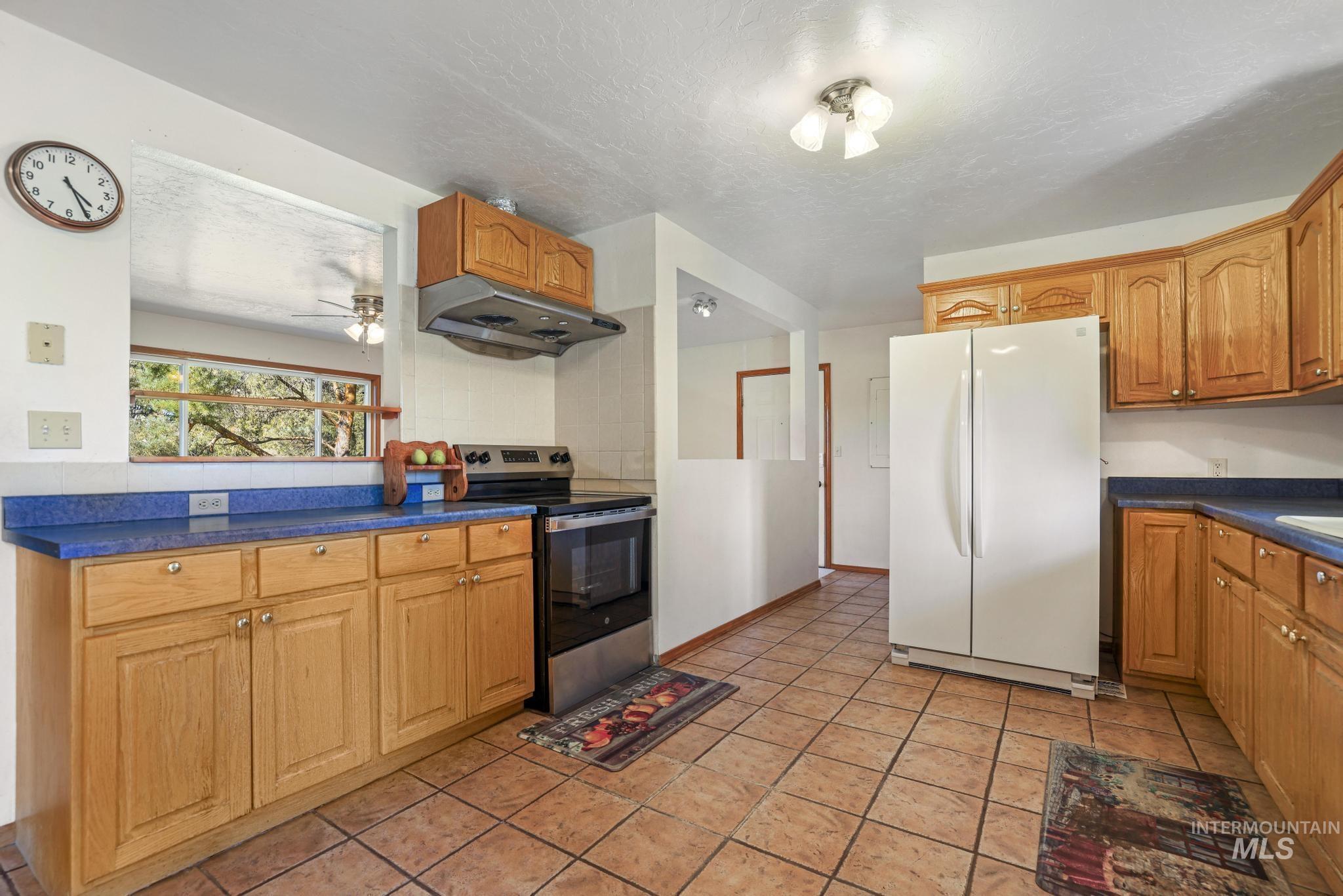 4796 River Rd, Buhl, Idaho 83316, 5 Bedrooms, 2 Bathrooms, Residential For Sale, Price $540,000,MLS 99001016
