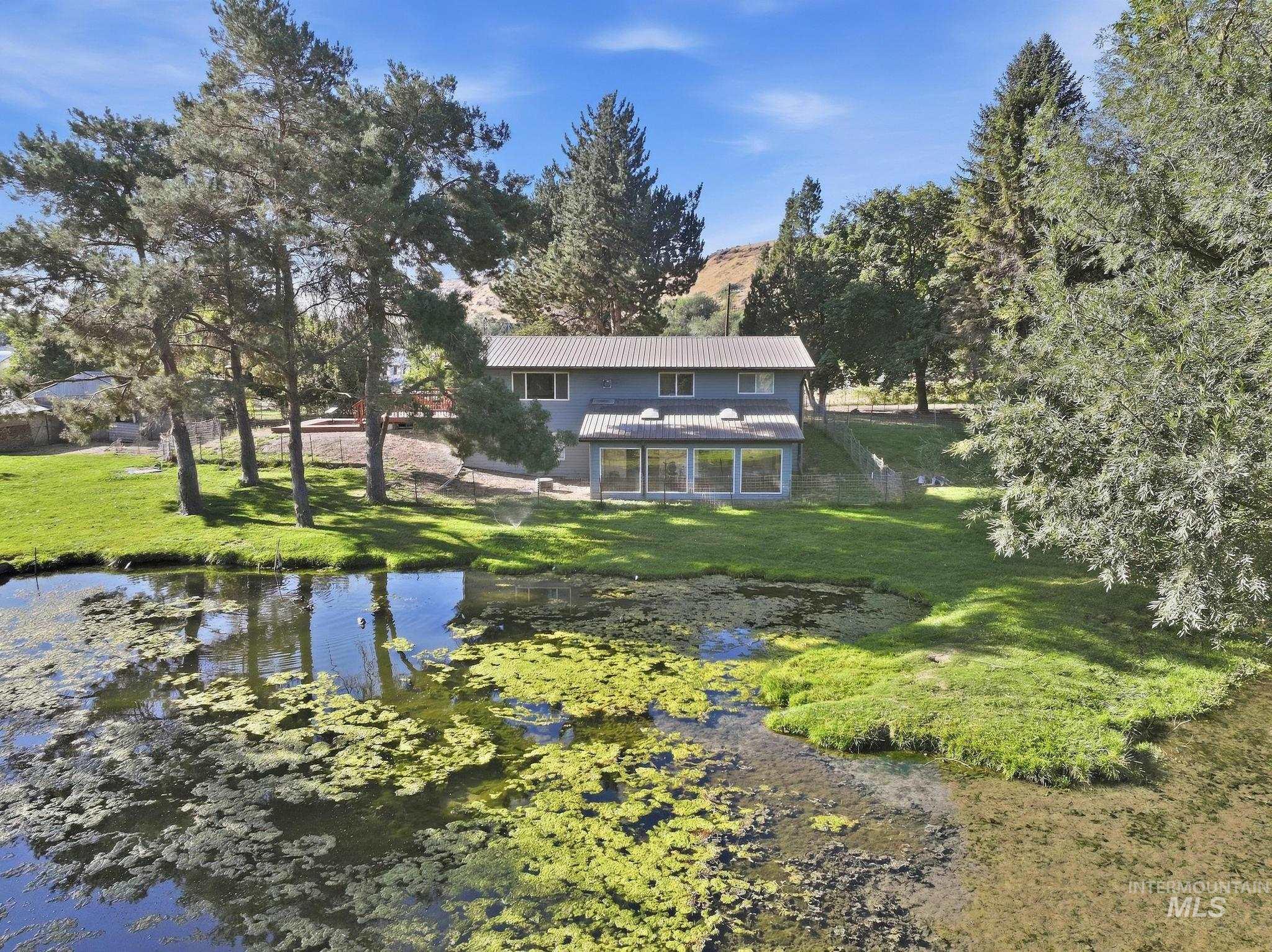 4796 River Rd, Buhl, Idaho 83316, 5 Bedrooms, 2 Bathrooms, Residential For Sale, Price $540,000,MLS 99001016