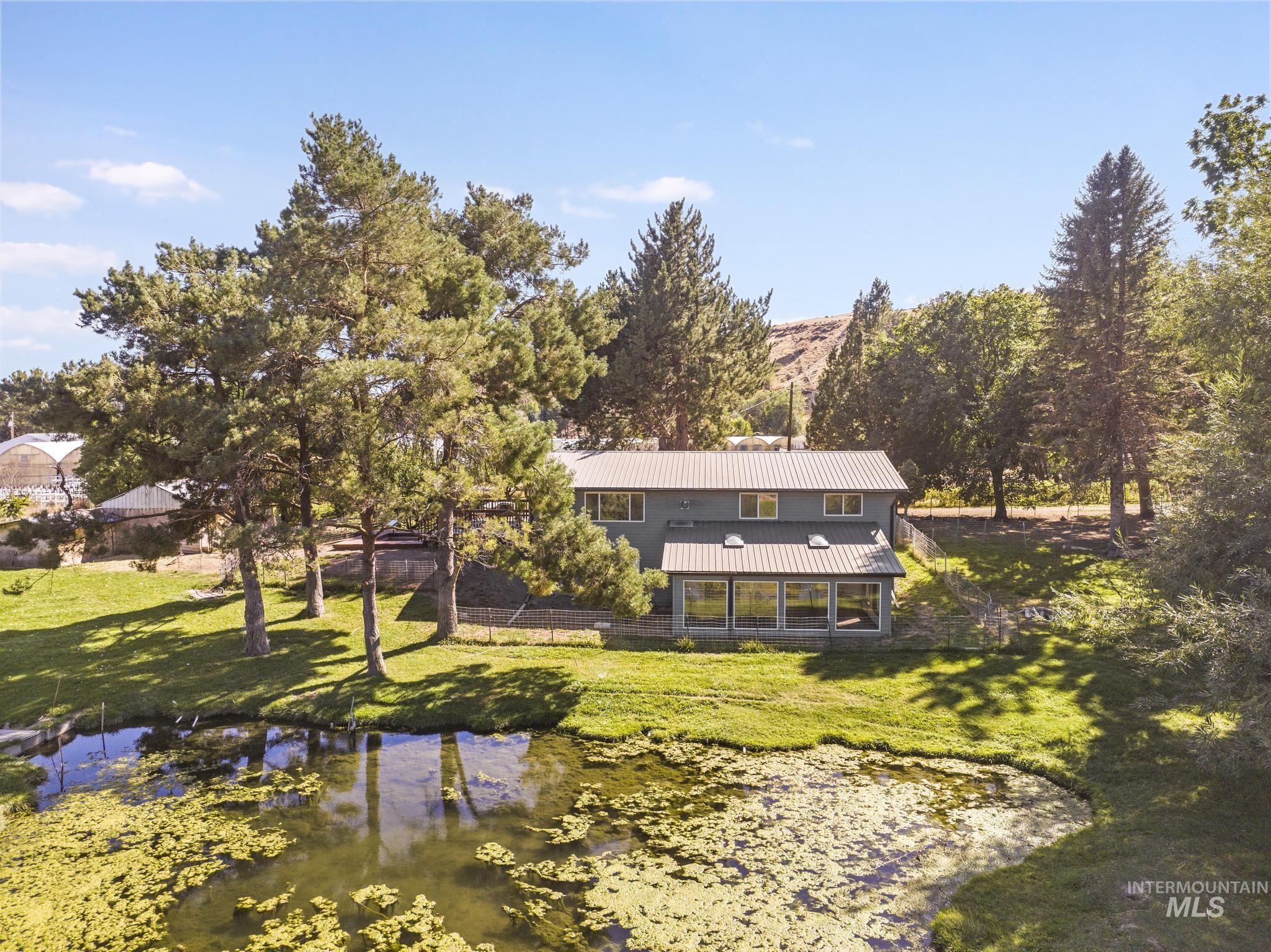 4796 River Rd, Buhl, Idaho 83316, 5 Bedrooms, 2 Bathrooms, Residential For Sale, Price $540,000,MLS 99001016
