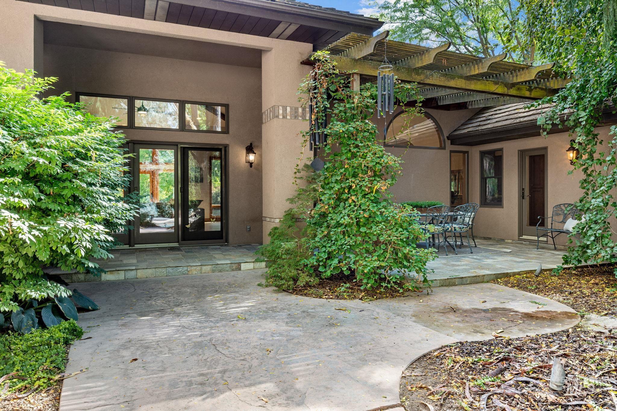 2985 N Holl Drive, Eagle, Idaho 83616, 3 Bedrooms, 3.5 Bathrooms, Residential For Sale, Price $3,000,000,MLS 99001024