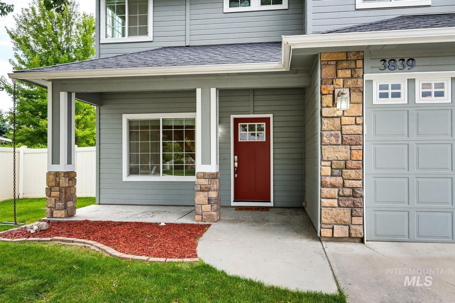 3839 N Cool River Way, Meridian, Idaho 83646, 4 Bedrooms, 2.5 Bathrooms, Residential For Sale, Price $499,900,MLS 99001026
