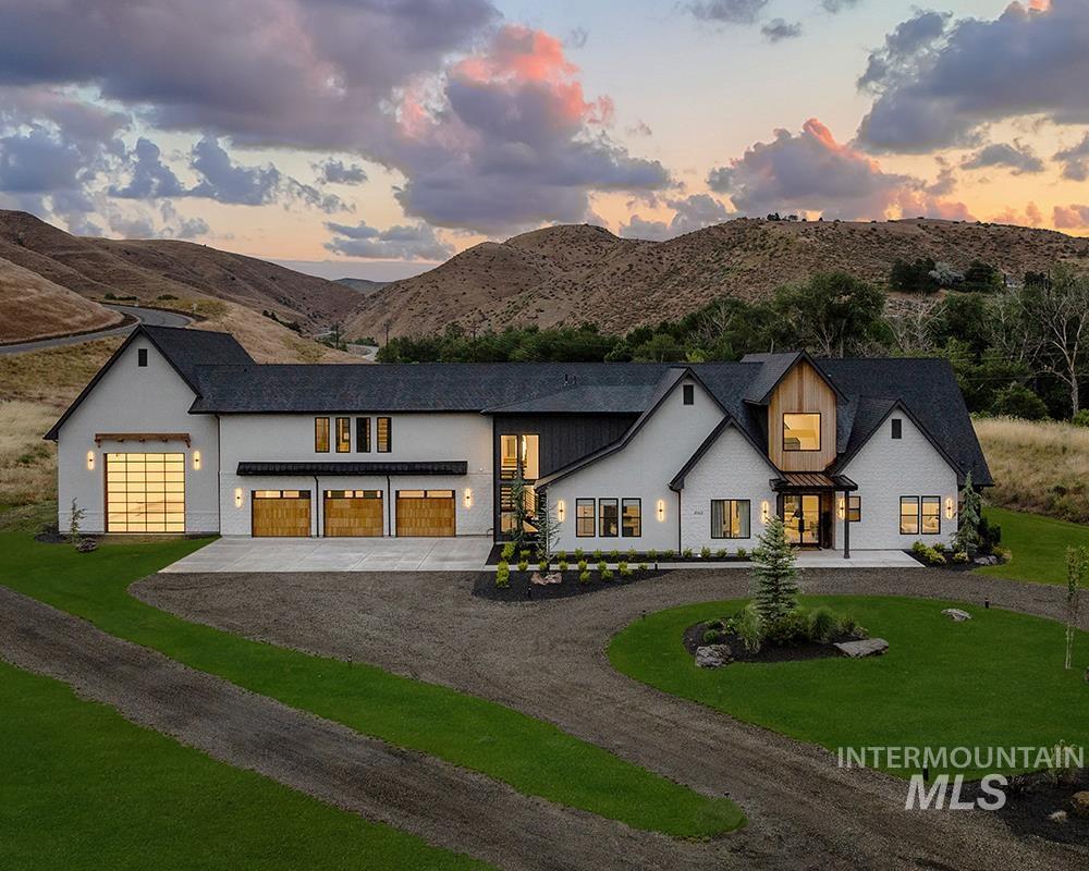 6162 N High Valley Way, Boise, Idaho 83714, 4 Bedrooms, 3.5 Bathrooms, Residential For Sale, Price $2,749,990,MLS 99001031