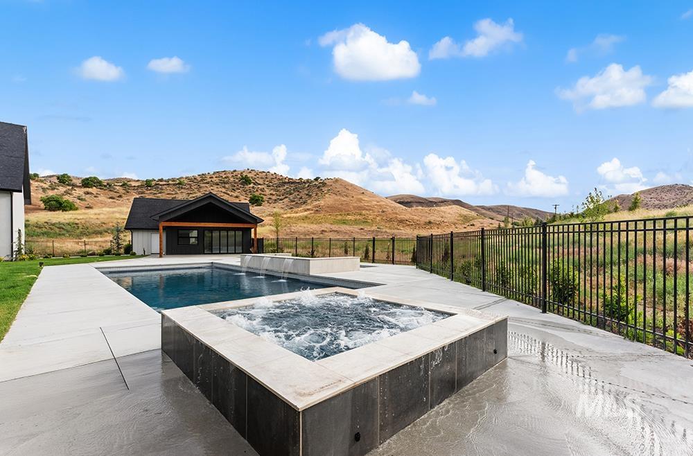 6162 N High Valley Way, Boise, Idaho 83714, 4 Bedrooms, 3.5 Bathrooms, Residential For Sale, Price $2,749,990,MLS 99001031