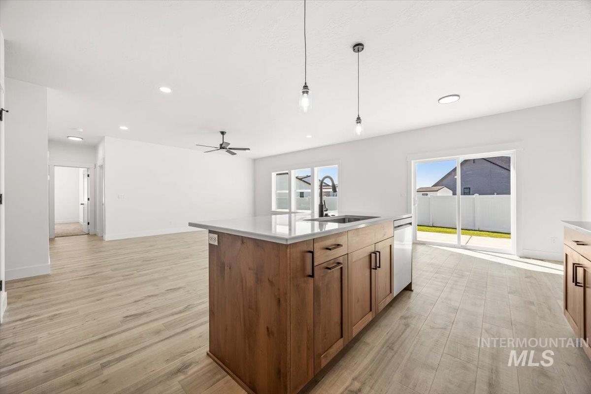 2176 Austin, Fruitland, Idaho 83619, 4 Bedrooms, 2 Bathrooms, Residential For Sale, Price $455,000,MLS 99001041