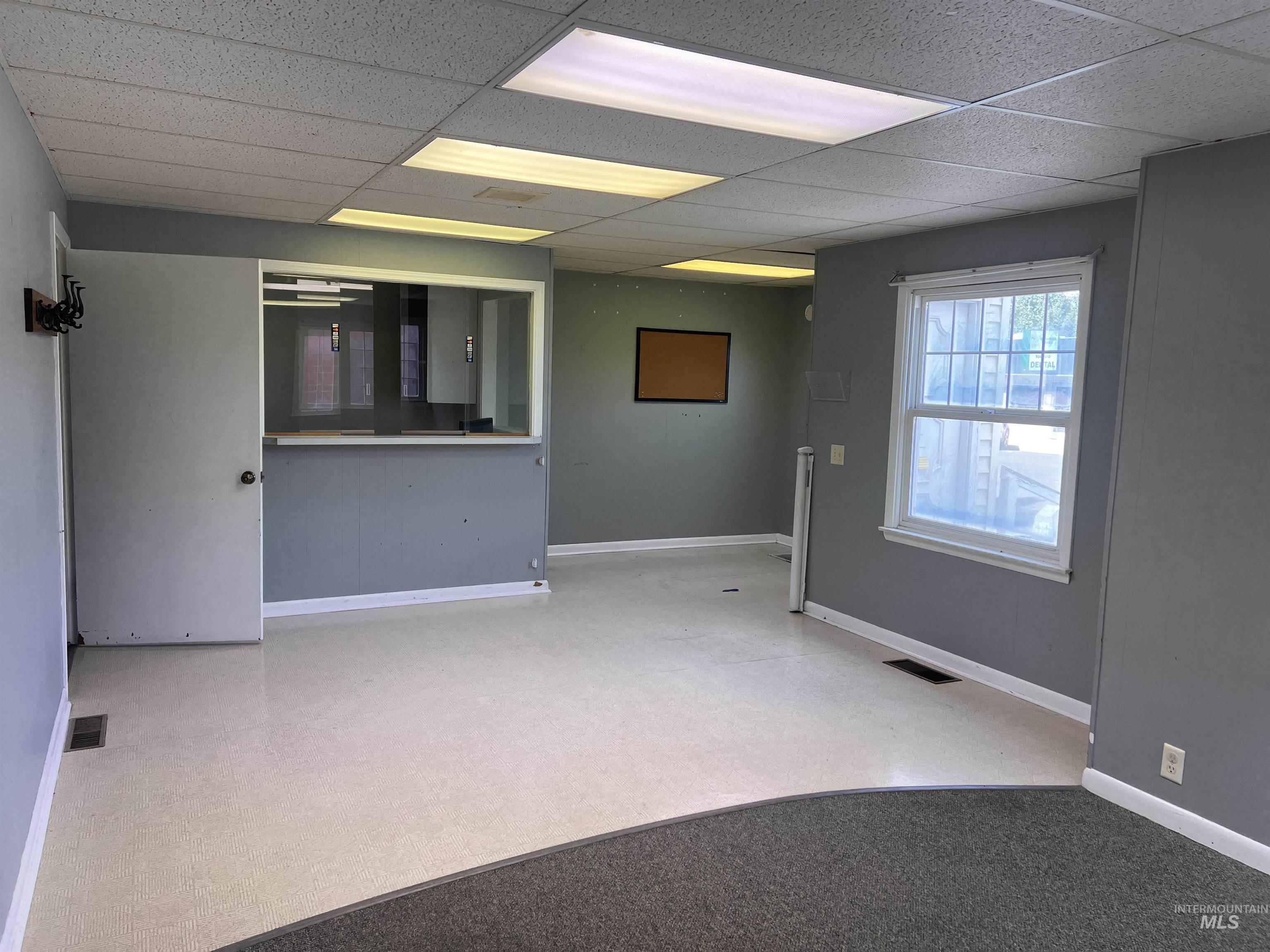 121 5th Ave W, Gooding, Idaho 83330, 3 Bedrooms, 3 Rooms, Business/Commercial For Sale, Price $174,900,MLS 99001044
