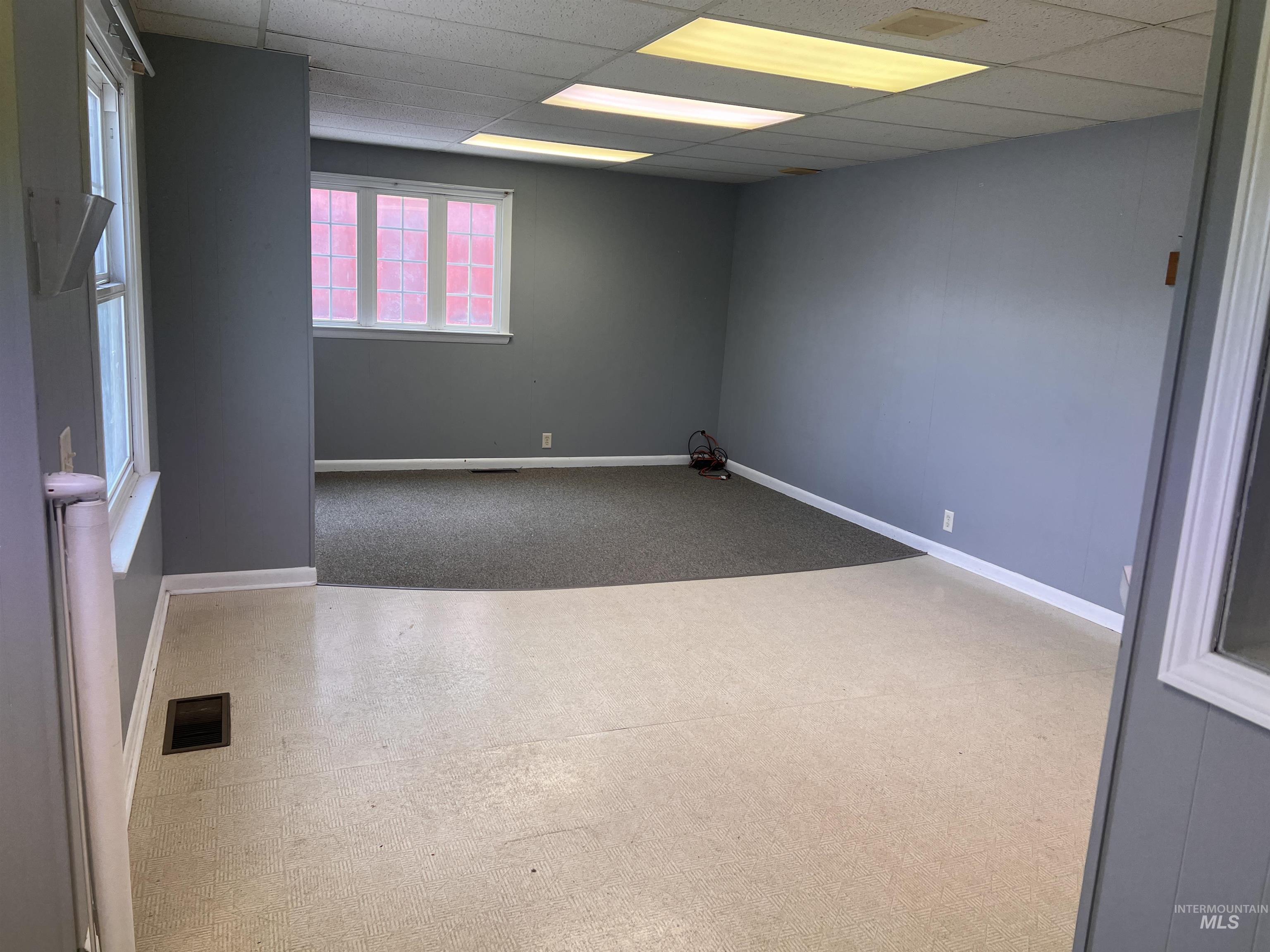 121 5th Ave W, Gooding, Idaho 83330, 3 Bedrooms, 3 Rooms, Business/Commercial For Sale, Price $174,900,MLS 99001044