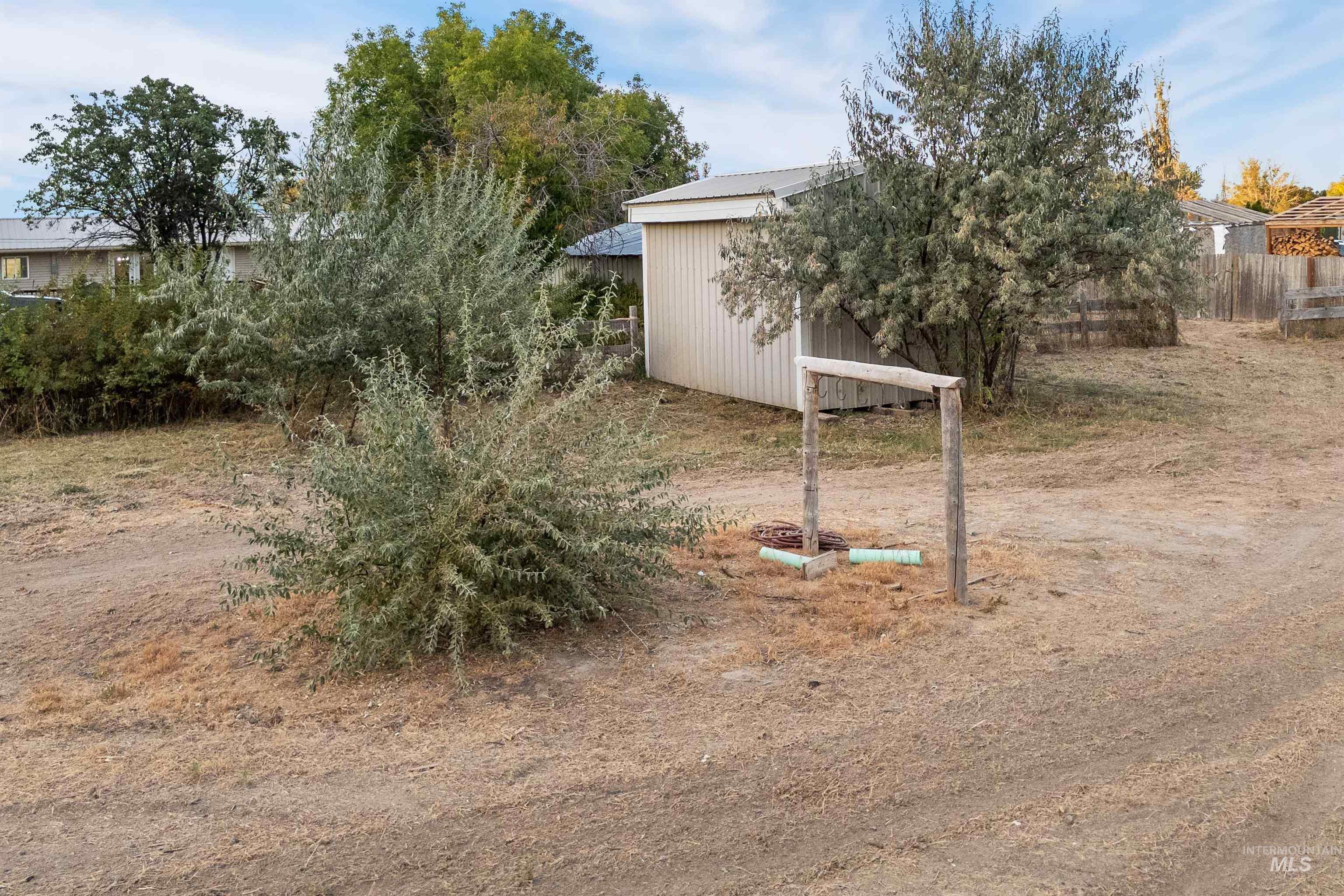 2681 E 3700 N, Twin Falls, Idaho 83301, 4 Bedrooms, 2 Bathrooms, Residential For Sale, Price $550,000,MLS 99001048