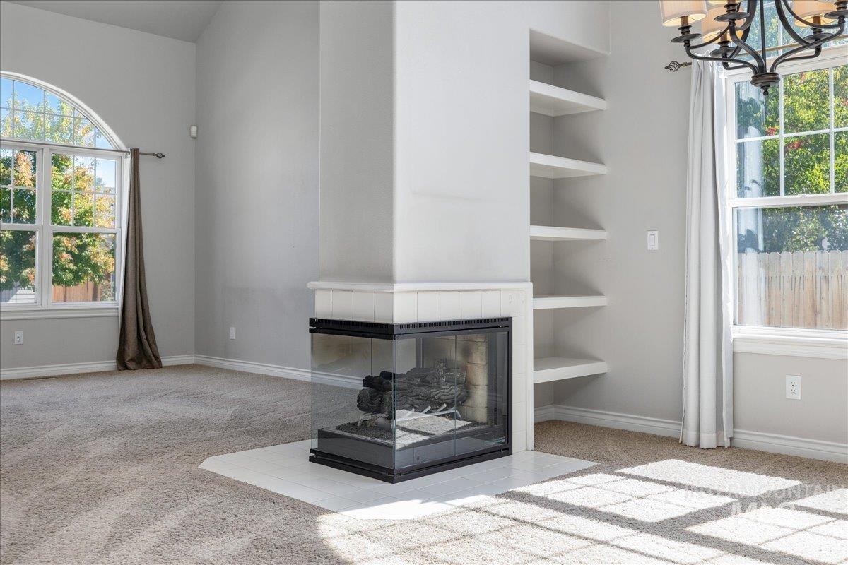 366 E Brookhollow Dr, Boise, Idaho 83716, 3 Bedrooms, 2.5 Bathrooms, Residential For Sale, Price $585,000,MLS 99001052