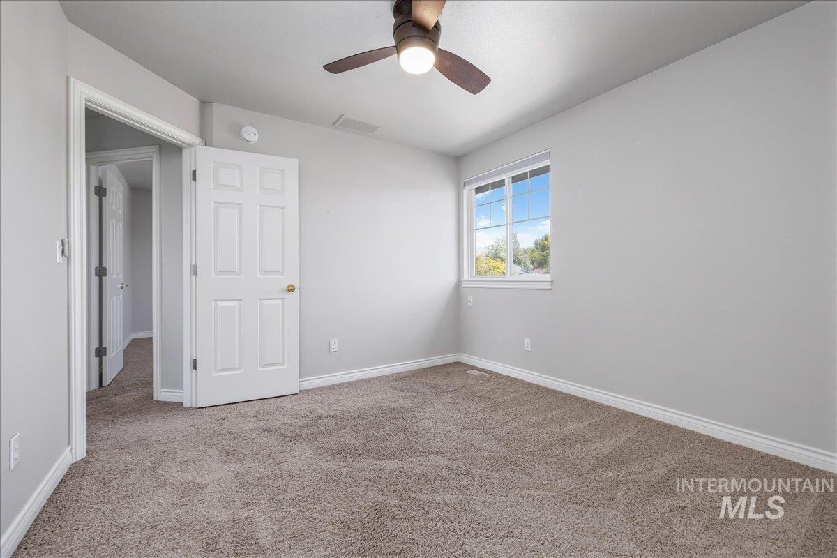 366 E Brookhollow Dr, Boise, Idaho 83716, 3 Bedrooms, 2.5 Bathrooms, Residential For Sale, Price $585,000,MLS 99001052