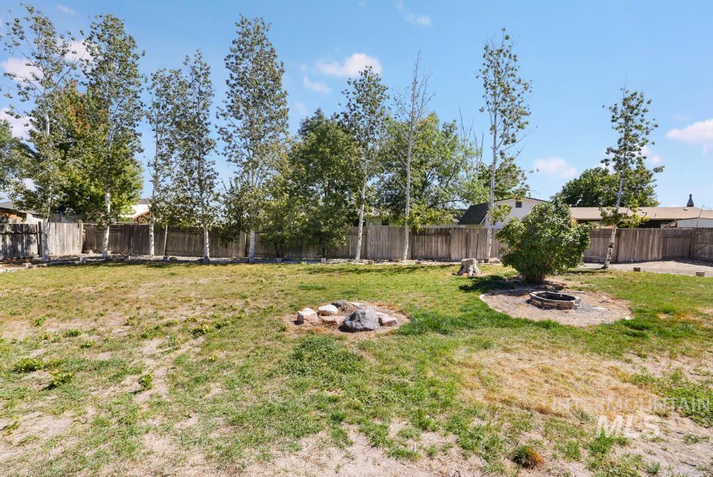 2220 Macs Ave, Heyburn, Idaho 83336, 3 Bedrooms, 1 Bathroom, Residential For Sale, Price $264,900,MLS 99001056