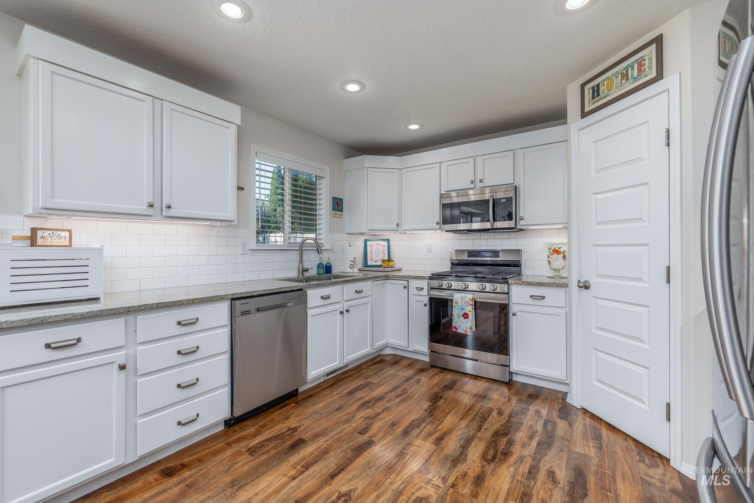9727 W Geronimo Court, Boise, Idaho 83709, 4 Bedrooms, 2.5 Bathrooms, Residential For Sale, Price $600,000,MLS 99001057