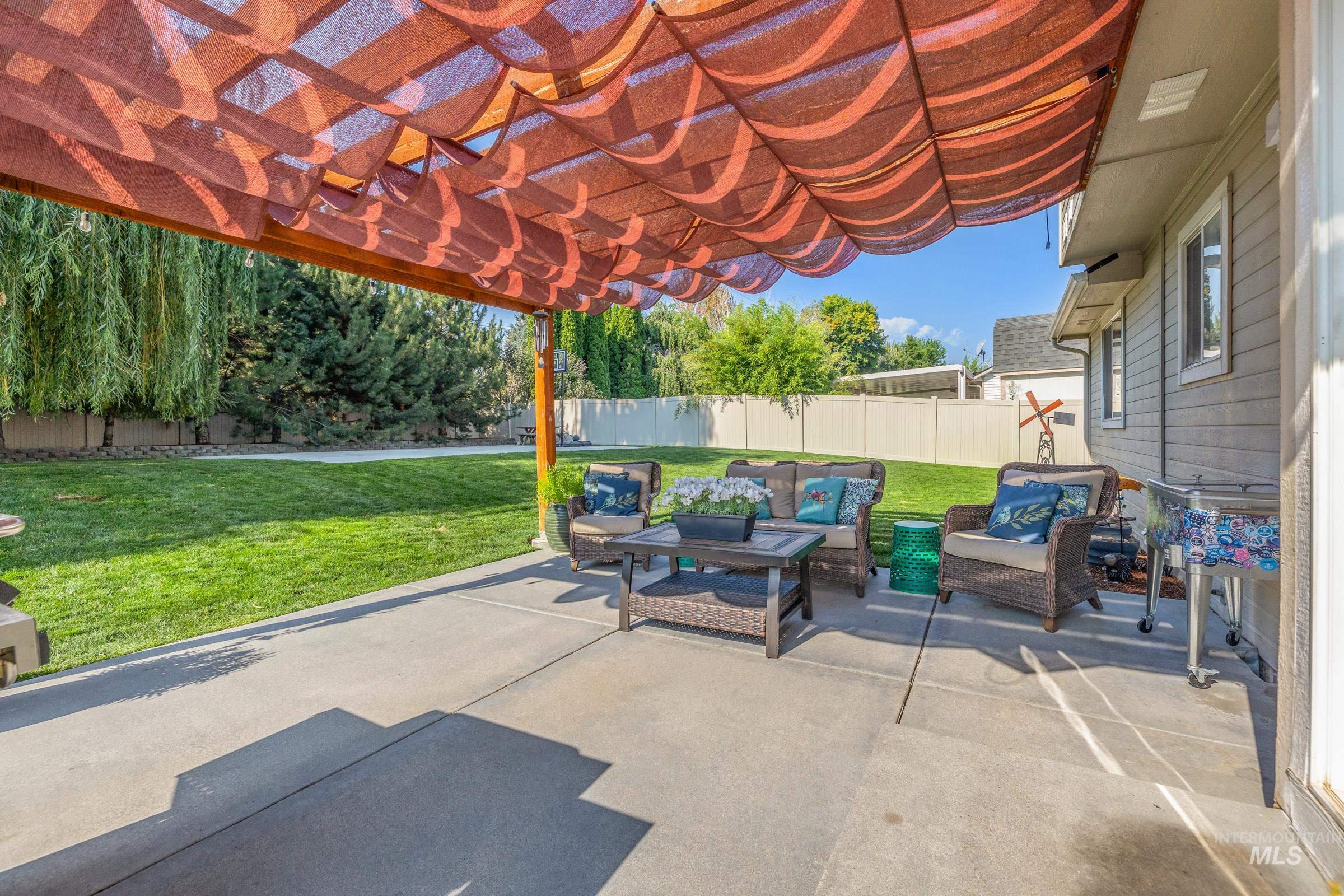 9727 W Geronimo Court, Boise, Idaho 83709, 4 Bedrooms, 2.5 Bathrooms, Residential For Sale, Price $600,000,MLS 99001057