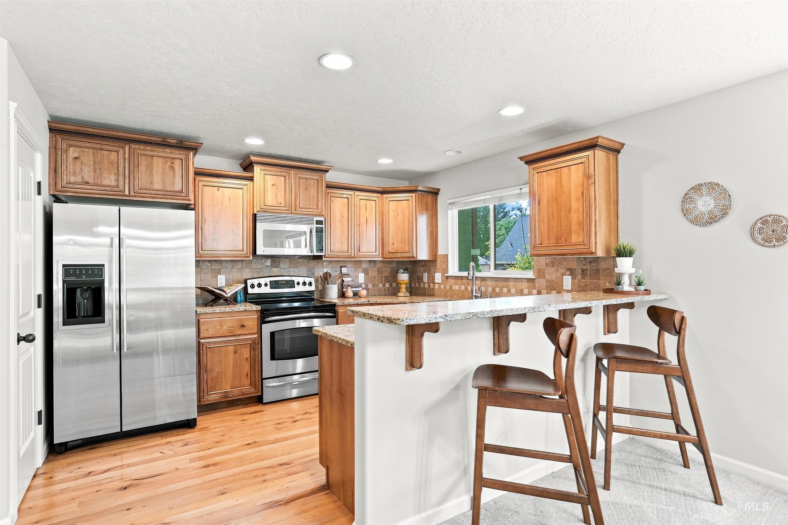 663 N Shadowfox PL, Eagle, Idaho 83616, 3 Bedrooms, 2.5 Bathrooms, Residential For Sale, Price $444,000,MLS 99001059