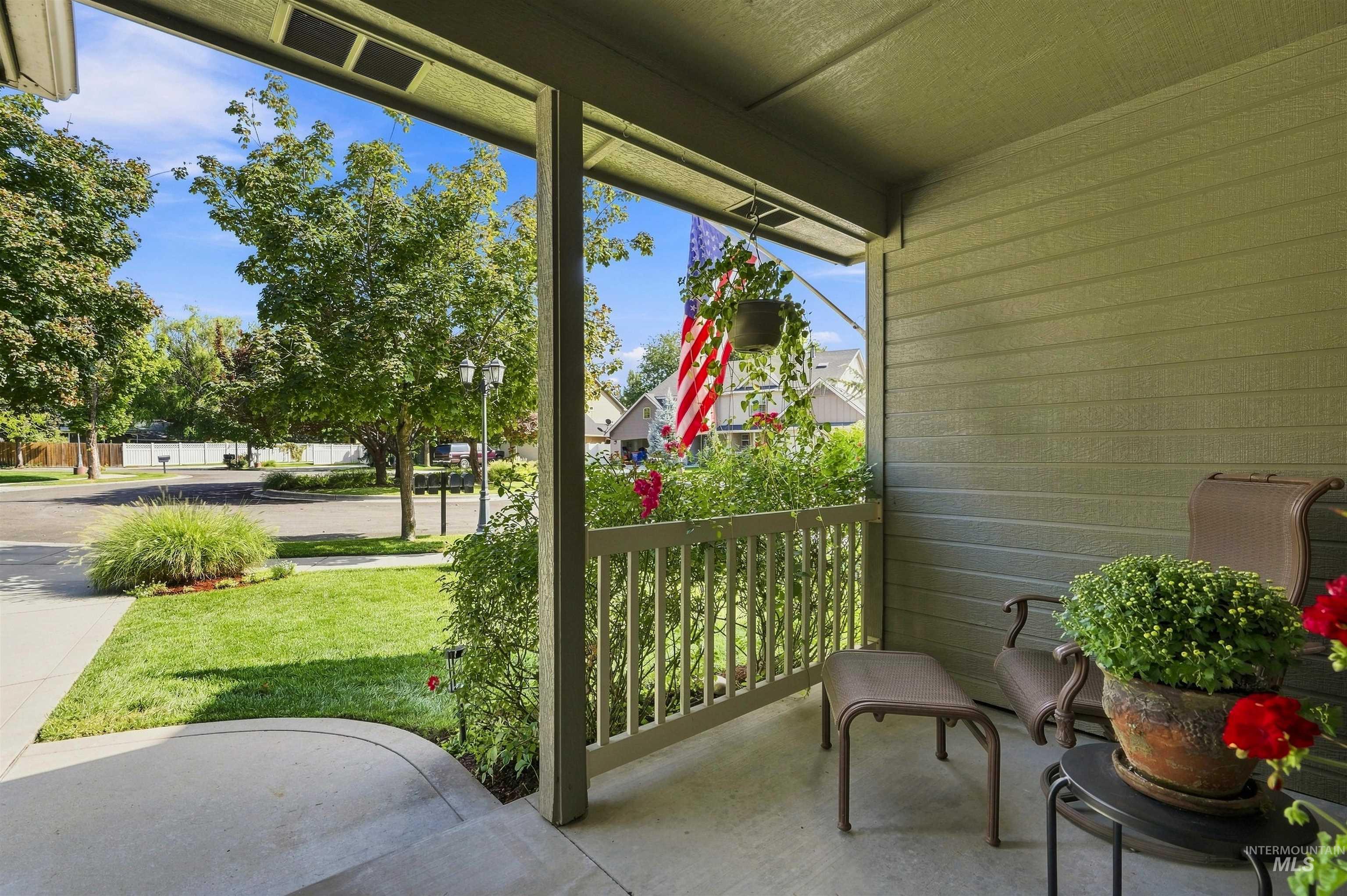 663 N Shadowfox PL, Eagle, Idaho 83616, 3 Bedrooms, 2.5 Bathrooms, Residential For Sale, Price $444,000,MLS 99001059